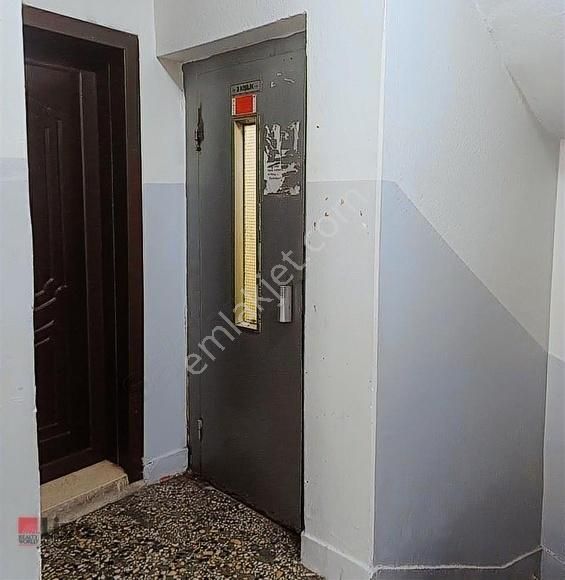 Liva'dan Altıeylül Çiğdem Sokakta Asansörlü 2+1 85m2 - Görsel 23