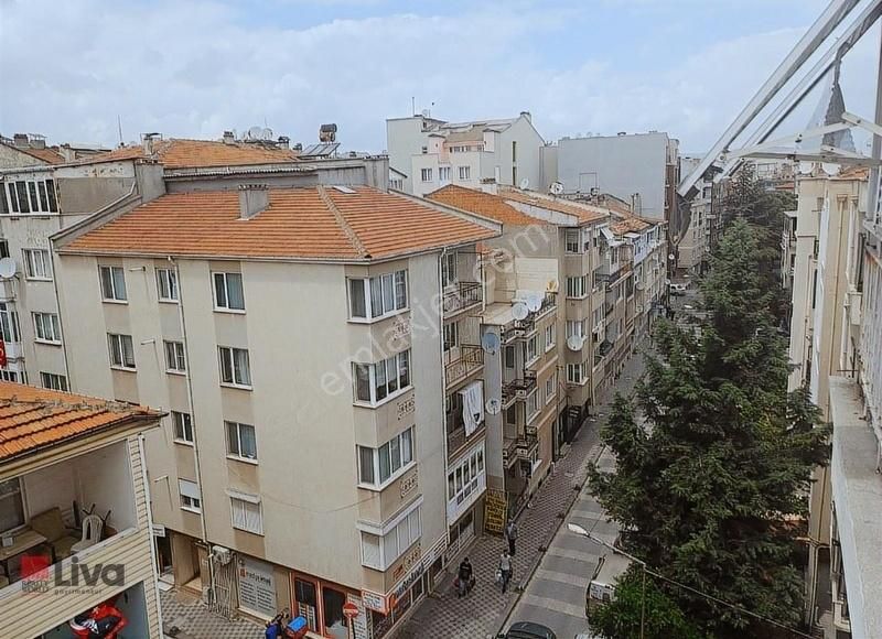 Liva'dan Altıeylül Çiğdem Sokakta Asansörlü 2+1 85m2 - Görsel 12