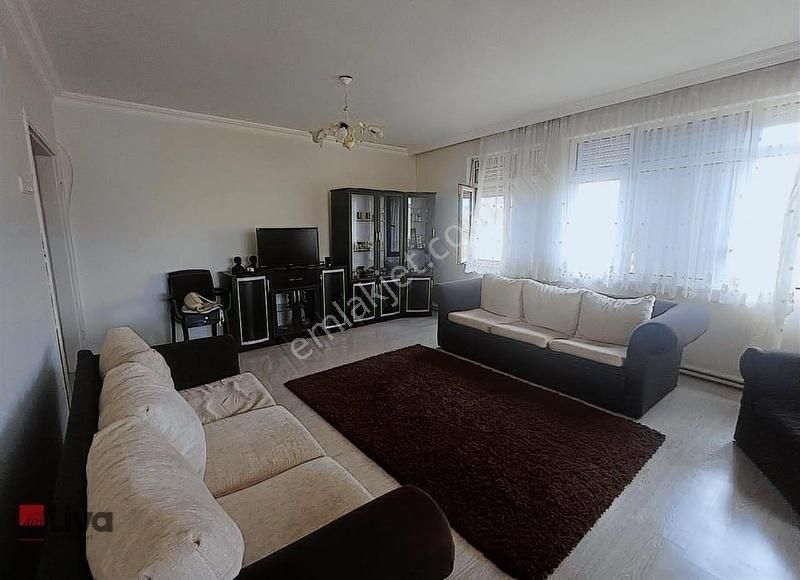 Liva'dan Altıeylül Çiğdem Sokakta Asansörlü 2+1 85m2 - Görsel 6