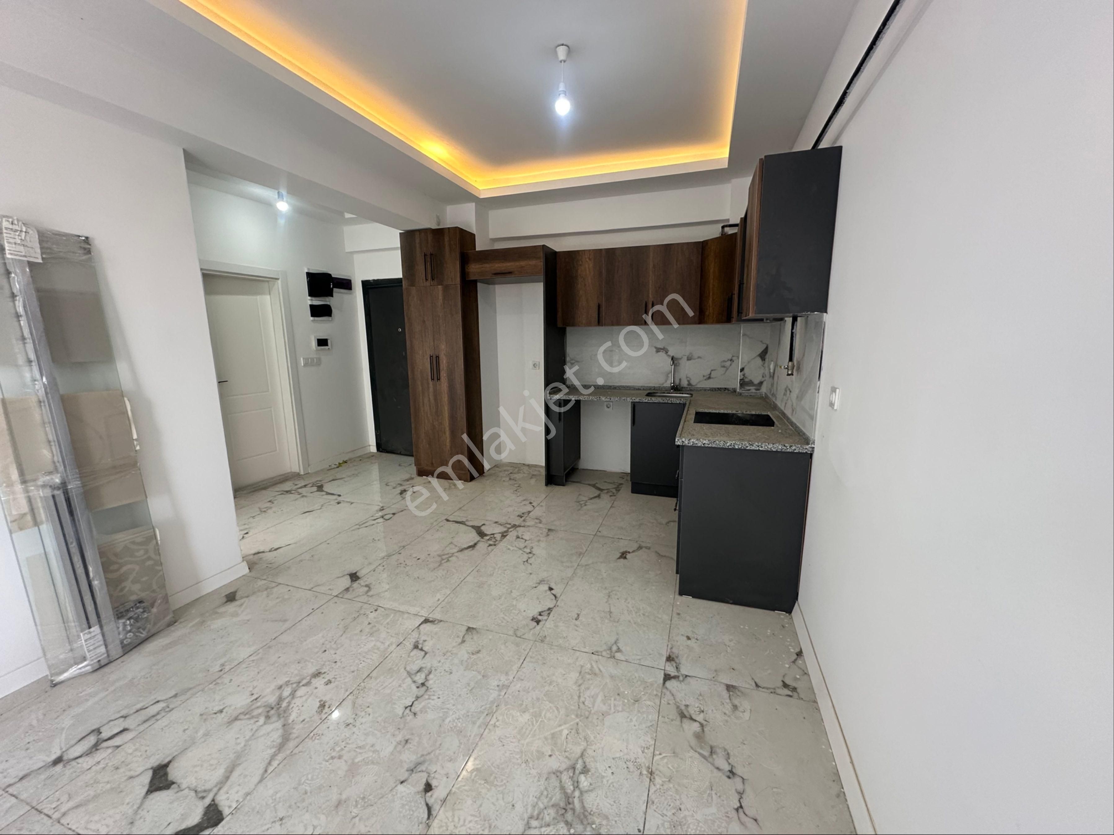 Epa Uğurdan Merkezde Hastane Mevkii Satılık Lüks Sıfır 1+1