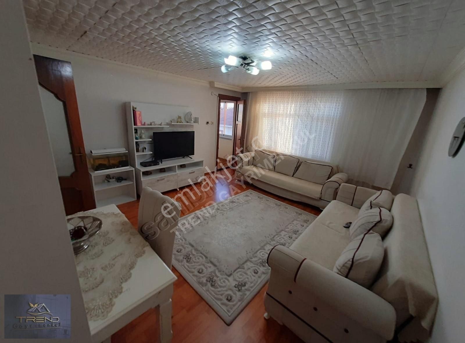 Saat Kulesine Yakın // 3+1 Üst Kat // İskanlı