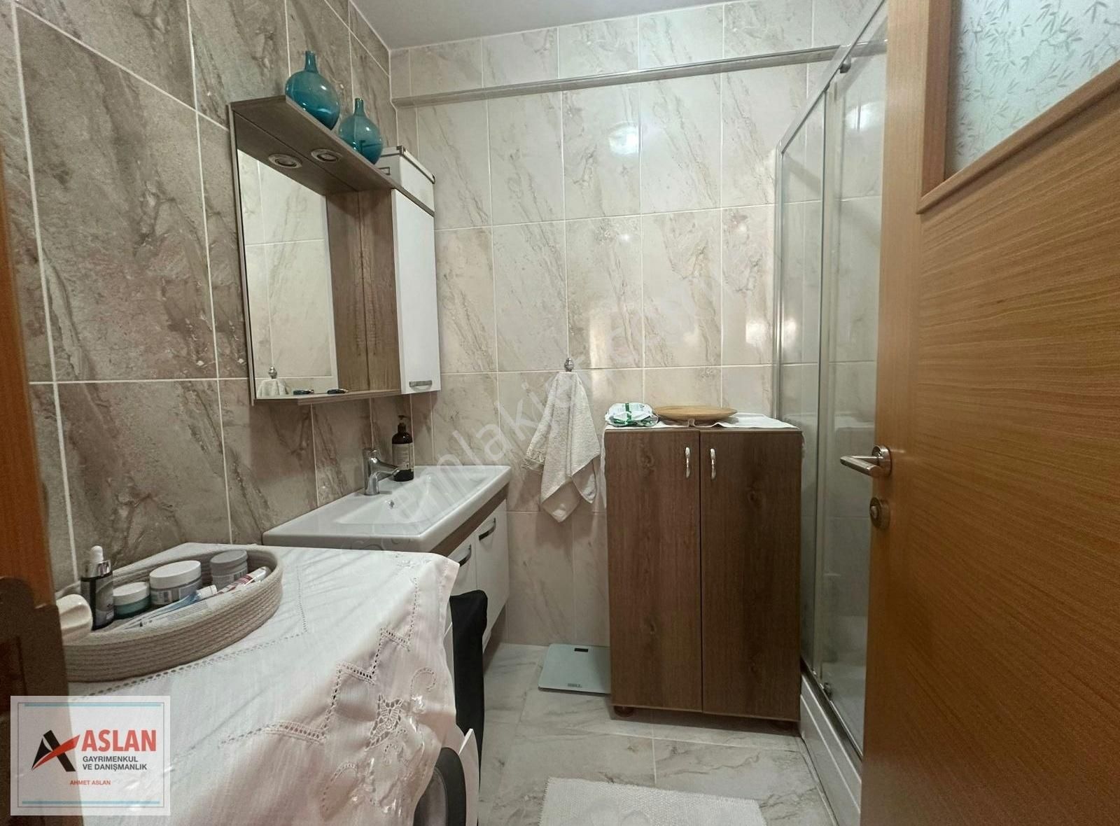 Üsküdar Çengelköyde Mükemel Konum -genç Binada 2+1 Satılık Daire - Görsel 10