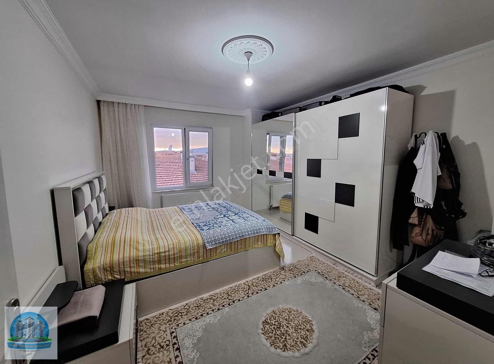Temur Market Civarı 140m2 3+1
