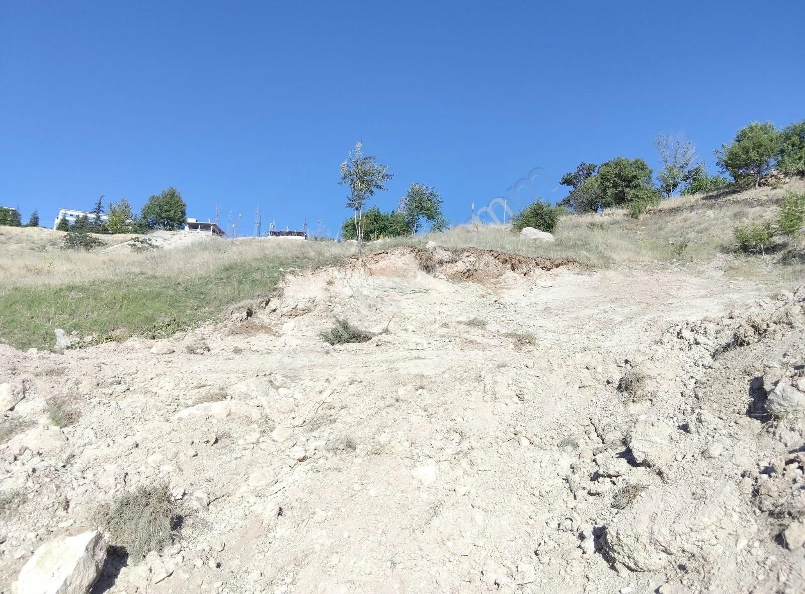 Yıldız Tepe De Satılık Villa İmarlı Arsa