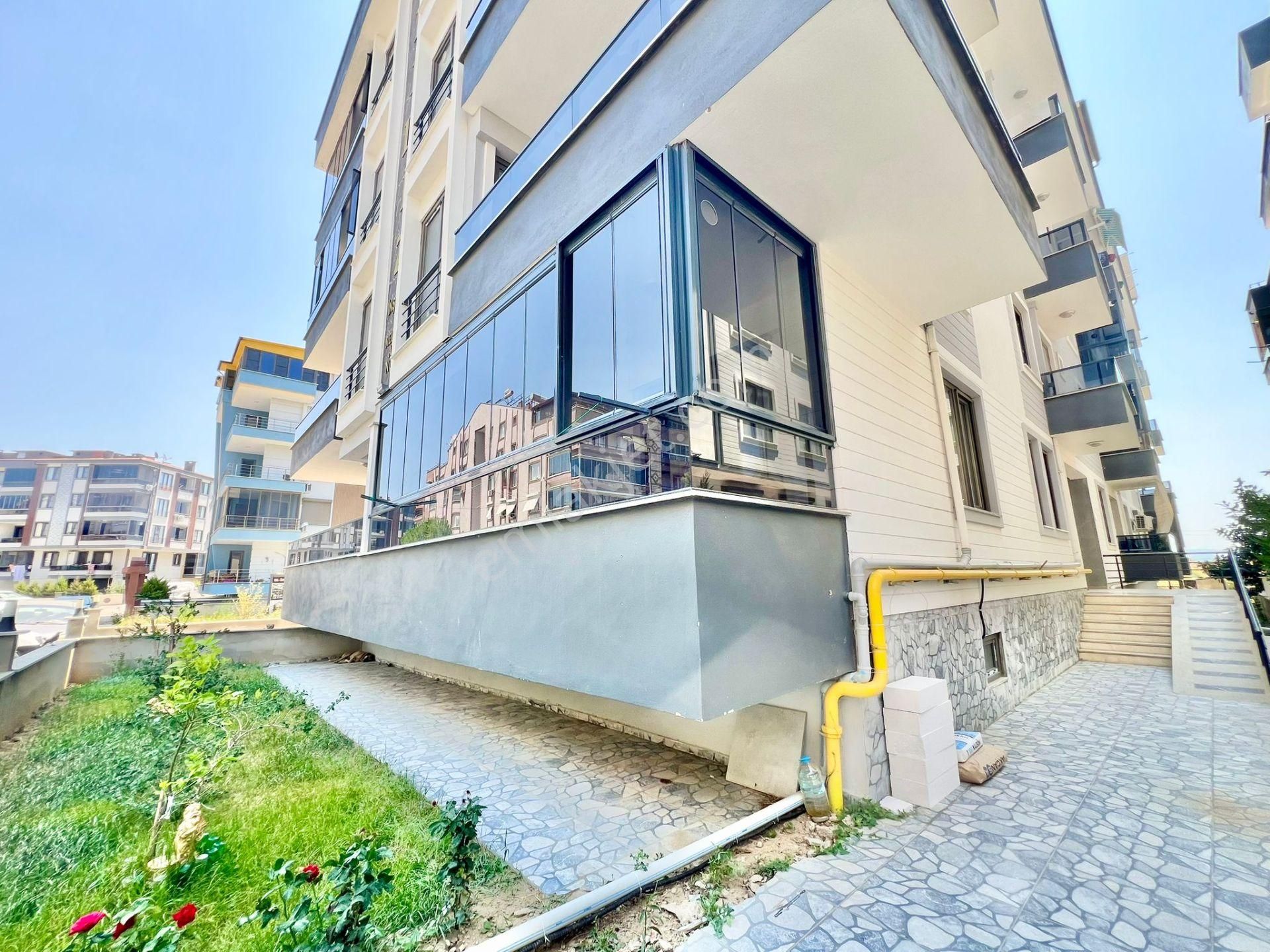 ✅✅alçınar Emlaktan Öncephe Ayrı Mutfak Geniş 2+1 Daire✅✅
