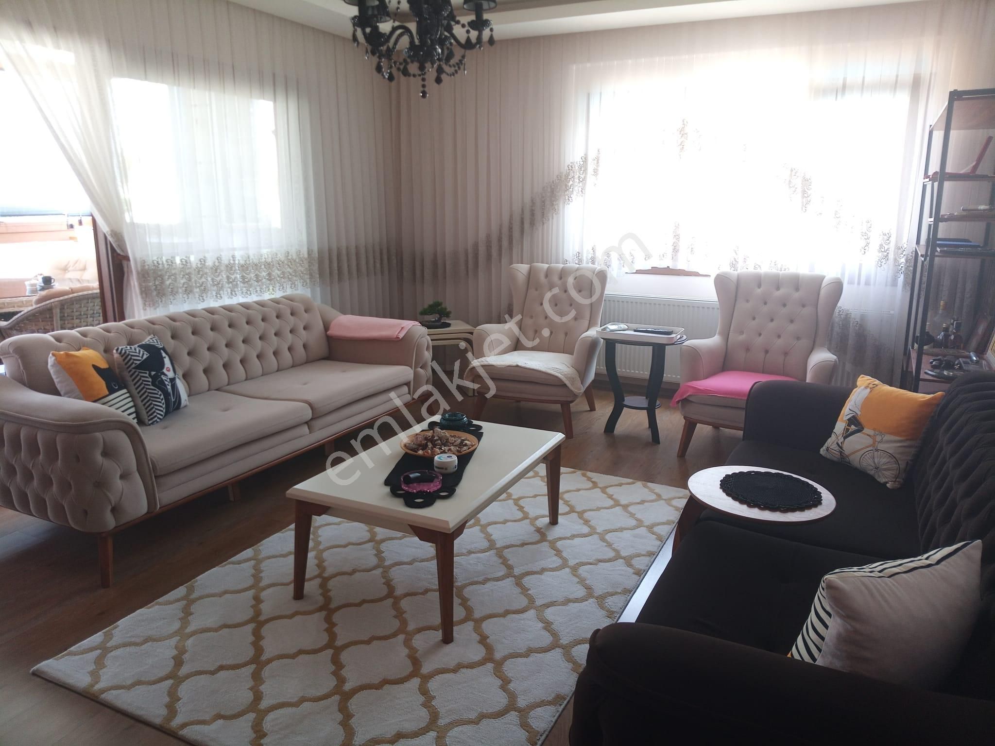 Kuşadası İkiçeşmelik’te Site İçi Doğalgazlı, Geniş 3+1 Satılık Daire - Görsel 8