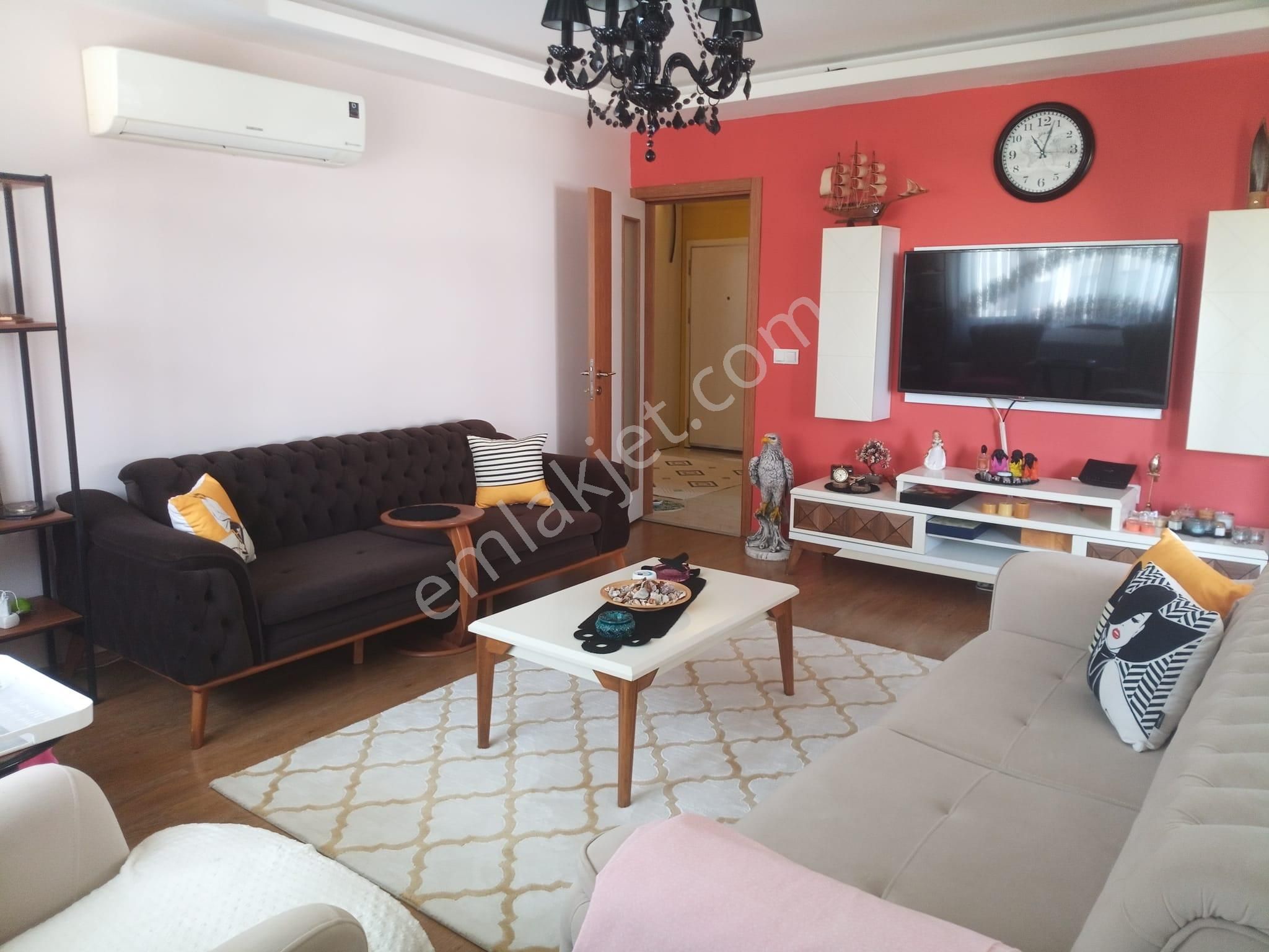 Kuşadası İkiçeşmelik’te Site İçi Doğalgazlı, Geniş 3+1 Satılık Daire - Görsel 9