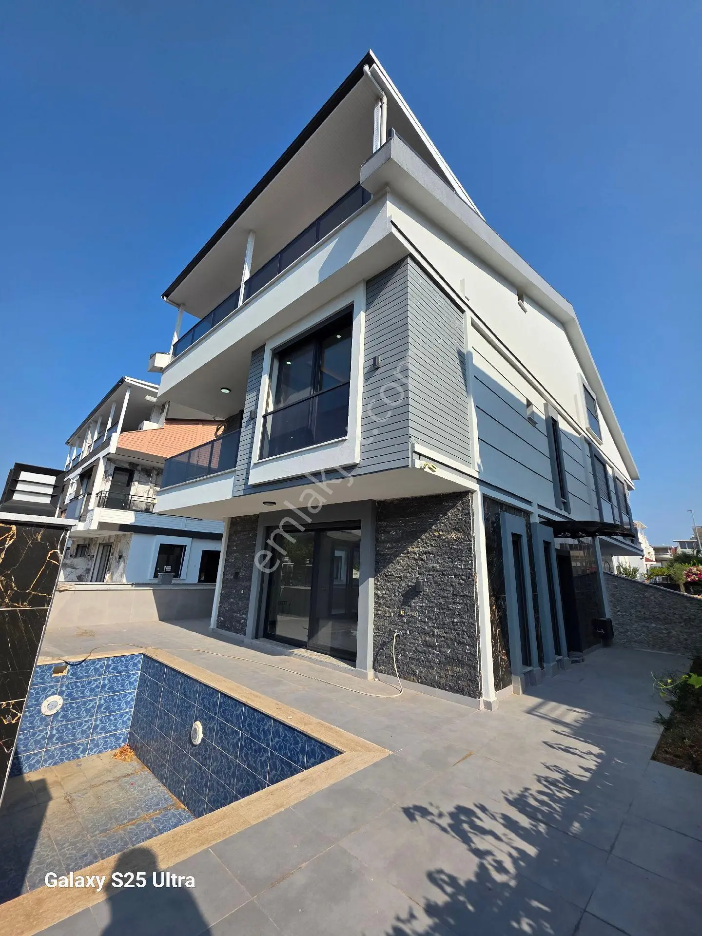 🏡 Aydın Didim Efeler Mahallesinde Satılık Havuzlu Tripleks Villa 💥🏡 - Görsel 2