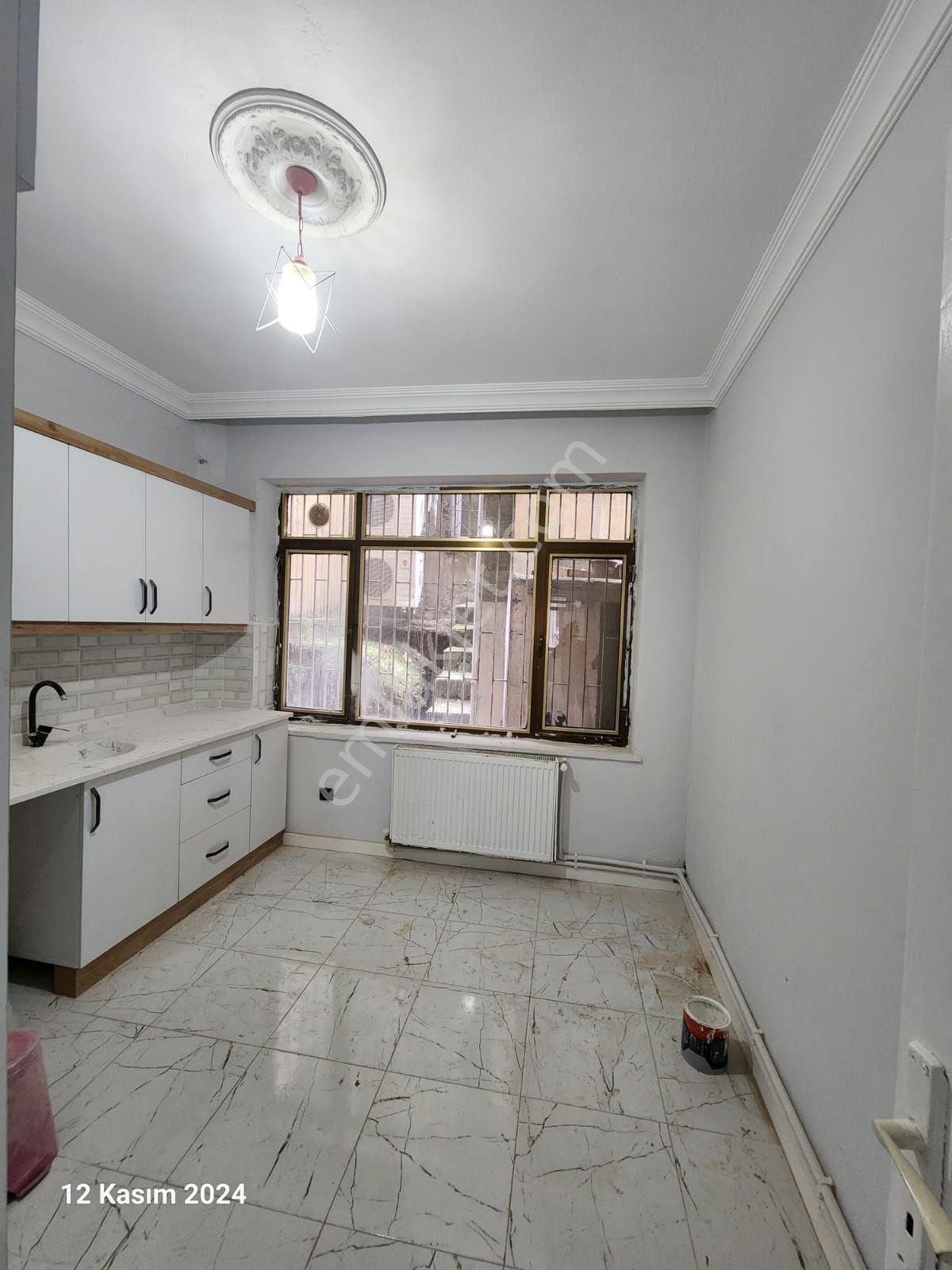 Gençbay Emlak'tan Samsun İlkadım Gazi Caddesi Alt Sokağında Satılık 2+1 Daire