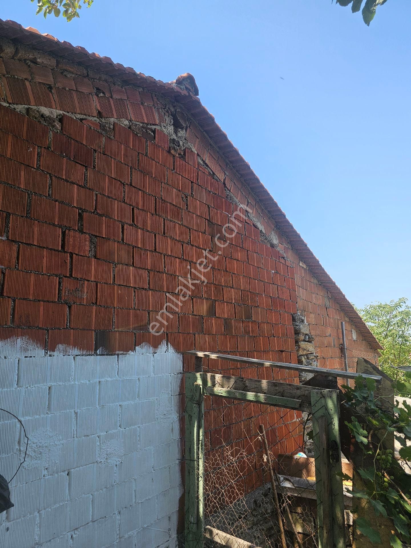 Söke Emlak Ofisisınden Bağarasında Satılık Mustakıl Ev - Görsel 3