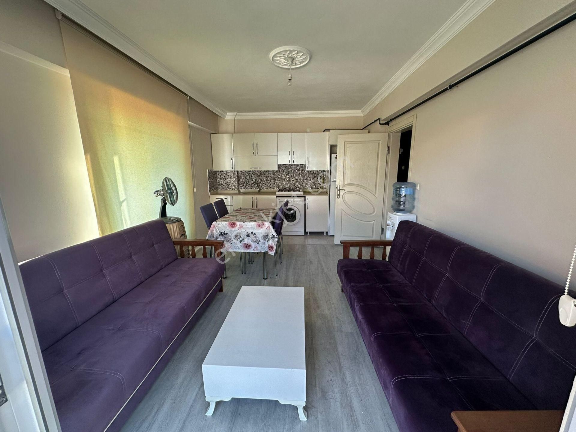 Karasu'da Satılık 2+1 Yazlık Ve Kışlık Eşyalı Daire