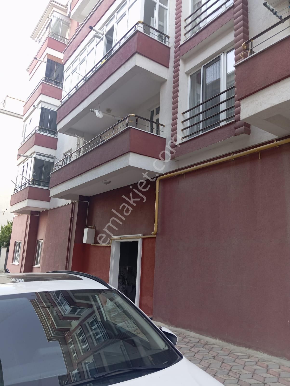 Ekşioğlu 'dan Tekirdağ Süleymanpaşa Ortacami Mahallesinde Kiralık Daire 2+1