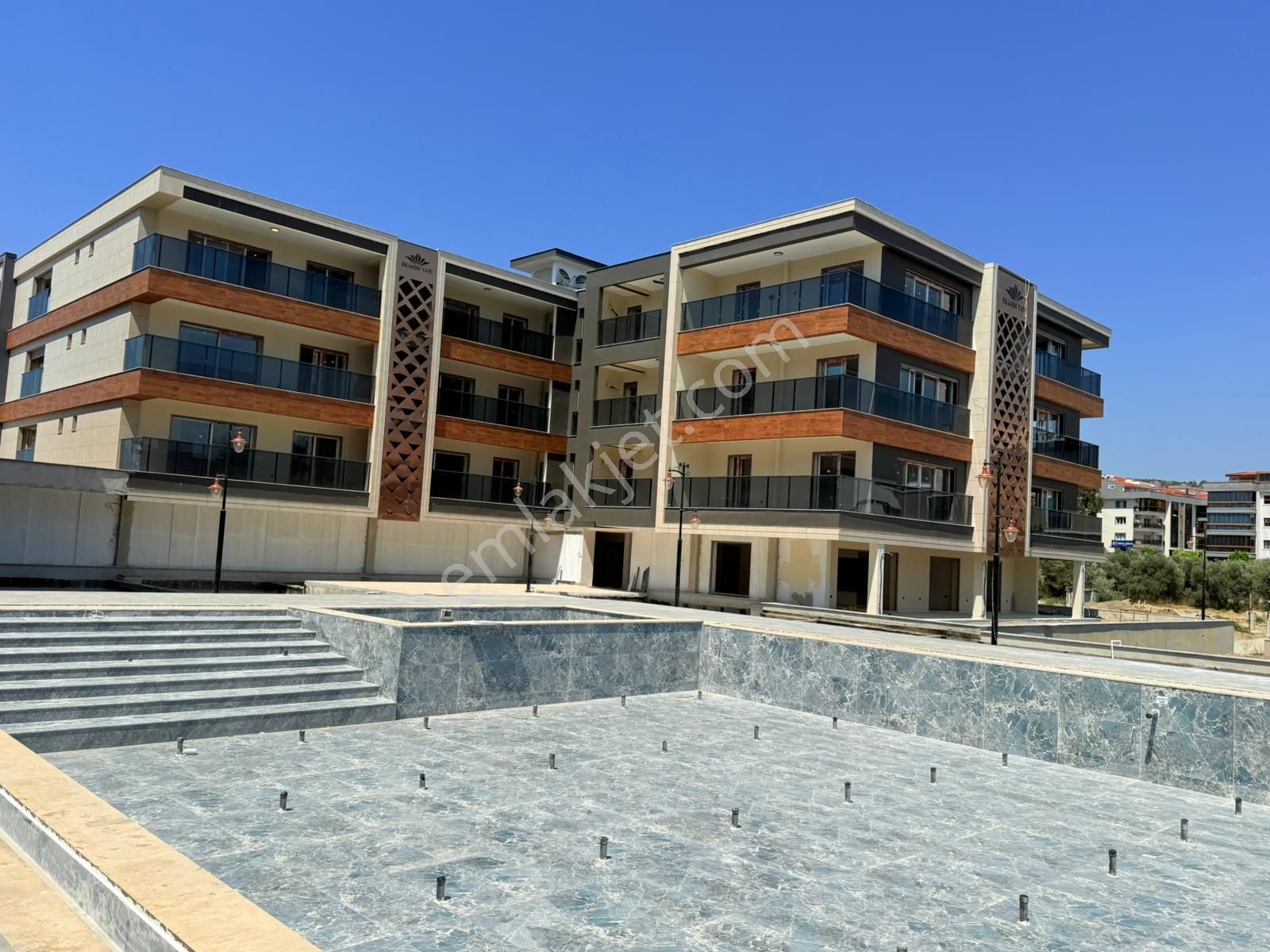 Merkezi Konumlu-manzara-güvenlık-havuz-otopark-bahçe-sosyal Alan-lüx Fırsat Daireler - Görsel 8