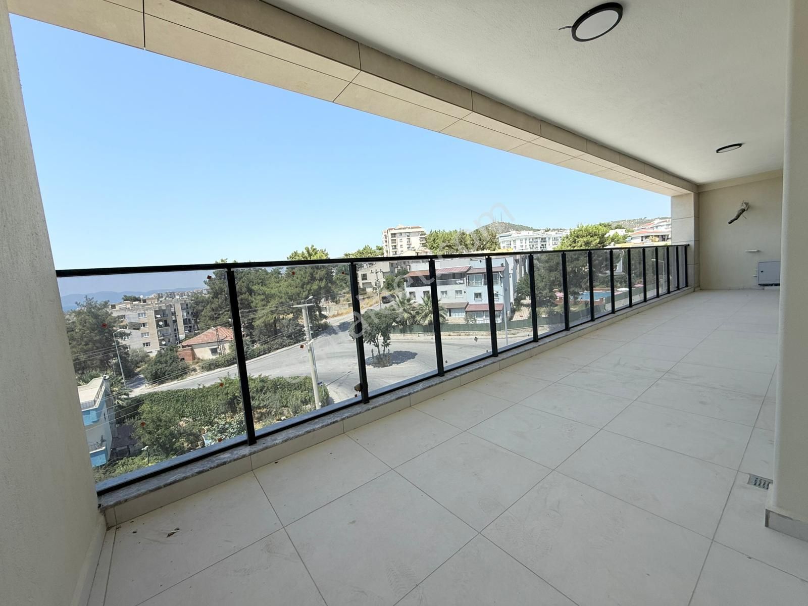 Merkezi Konumlu-manzara-güvenlık-havuz-otopark-bahçe-sosyal Alan-lüx Fırsat Daireler - Görsel 35