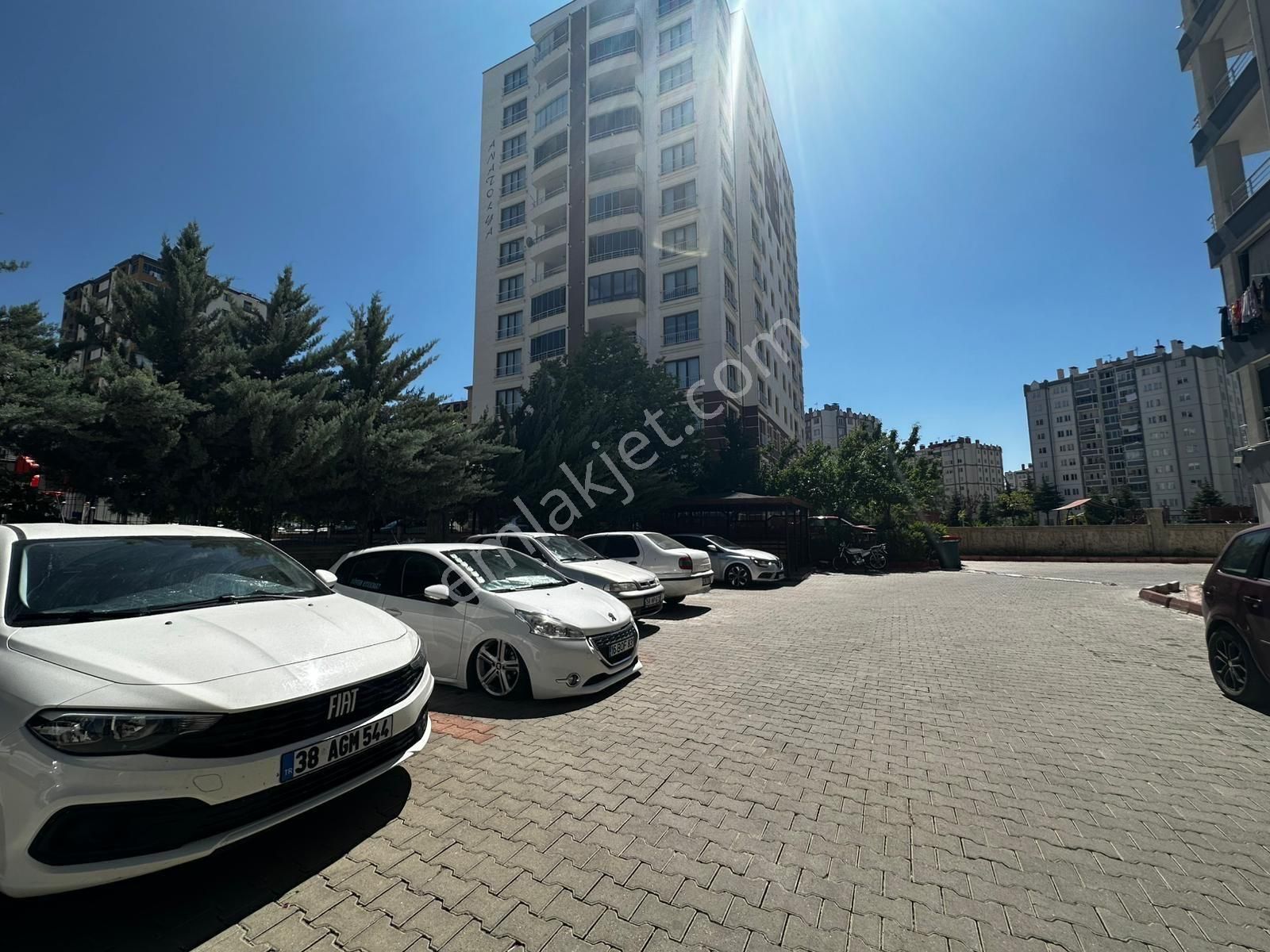 İldem De Kiralık3+1 Daire