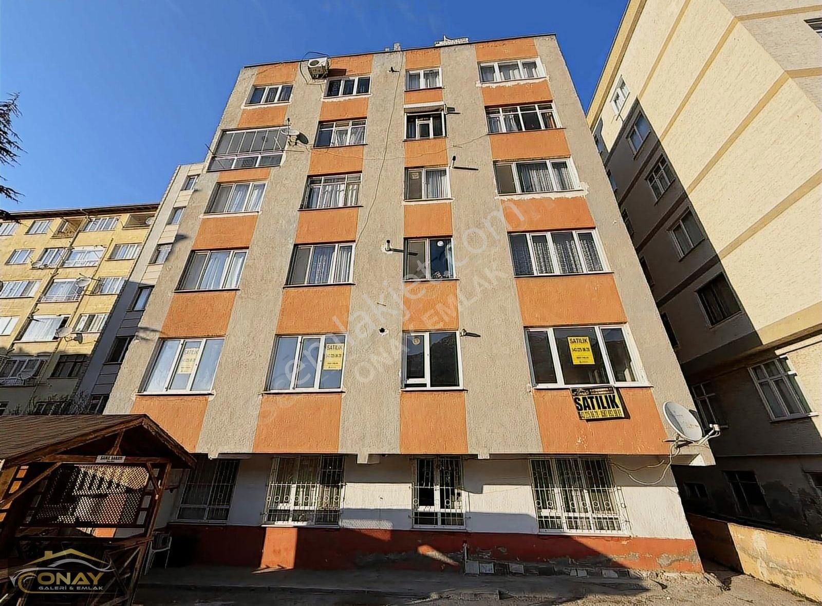 Onay Gayrimenkul' Den Satılık 3+1 Irmak Kenarında Fırsat Daire !