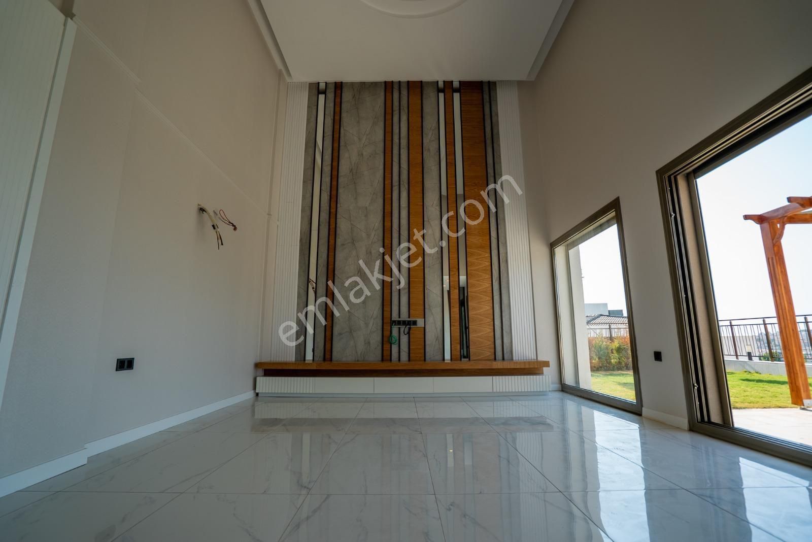 Guvenlık-özel Havuz-bahçe-otopark-merkezi-asansor-sauna-hamam--lüx-akıllı Ev -tamamı Müstakıl - Görsel 13