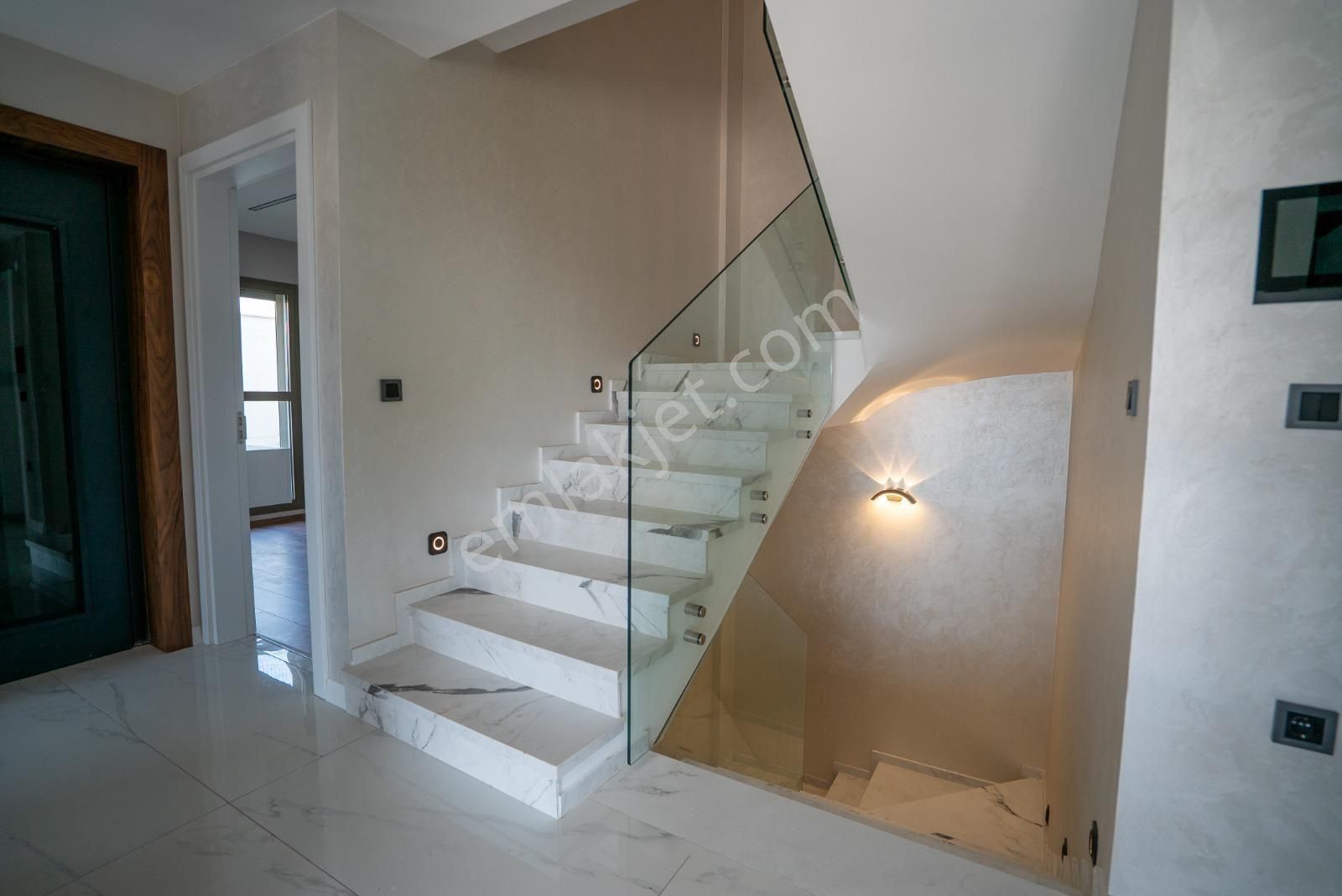 Guvenlık-özel Havuz-bahçe-otopark-merkezi-asansor-sauna-hamam--lüx-akıllı Ev -tamamı Müstakıl - Görsel 8