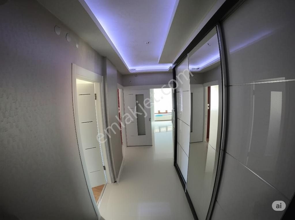 Afyon Merkezde Site İçi 4+1 Geniş Daire – 3. Kat – Afjet Isıtmalı