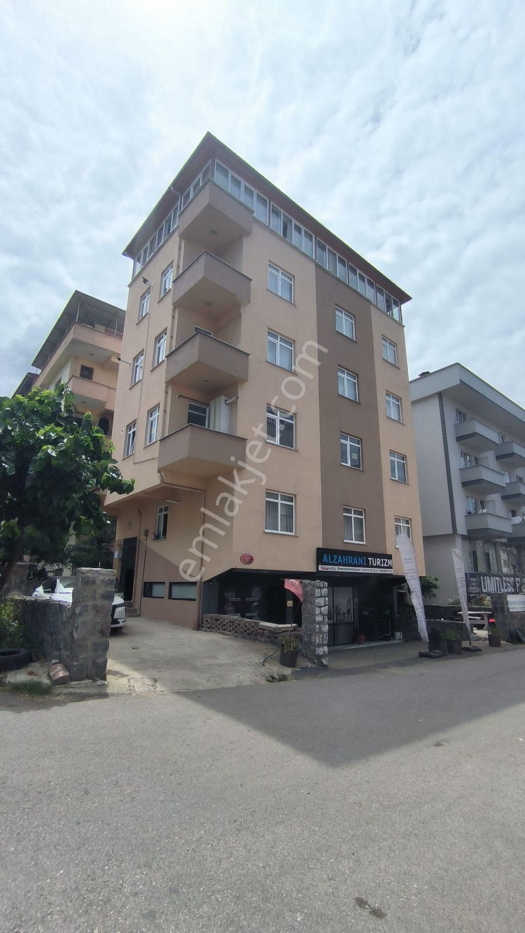 Trabzon Havaalanı Konaklar Da Kiralık 3+1 Daire