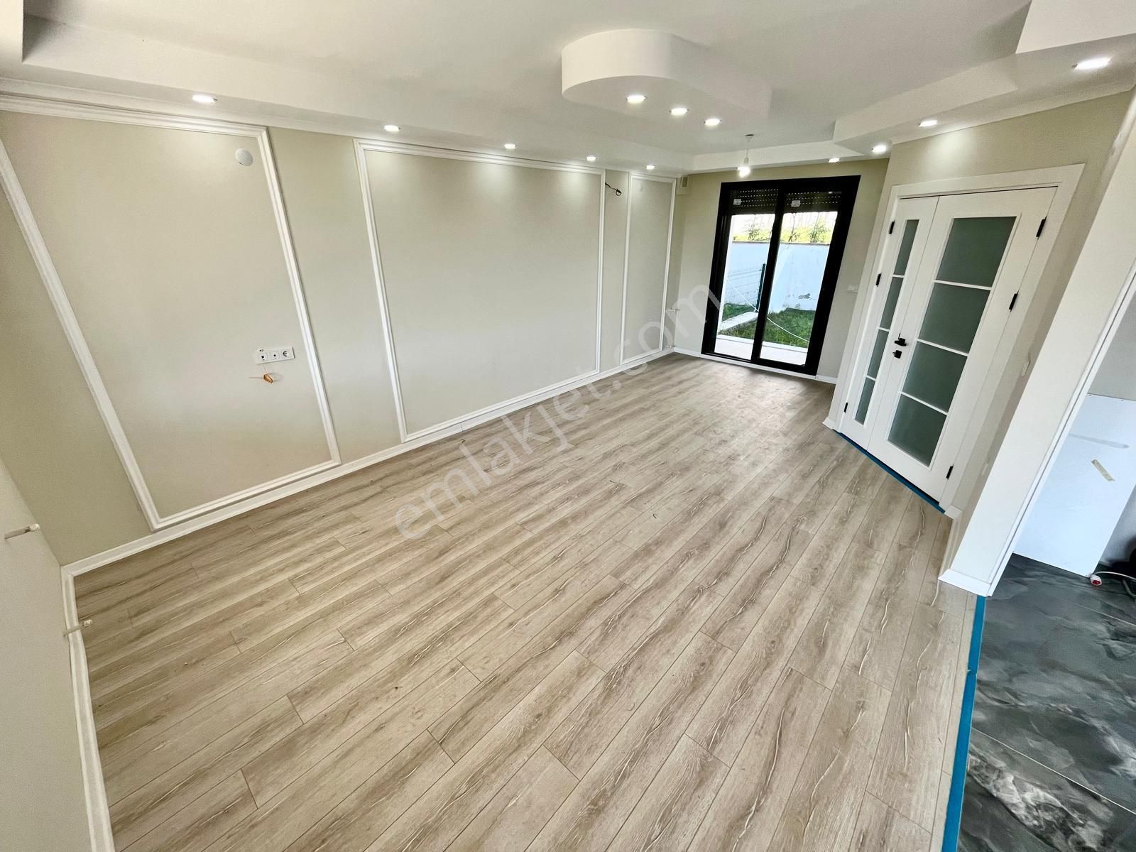 Gümüşden Geniş Bahçeli Ultra Lüx Tasarımlı Sıfır 3+1 Müstakil Ev - Görsel 14