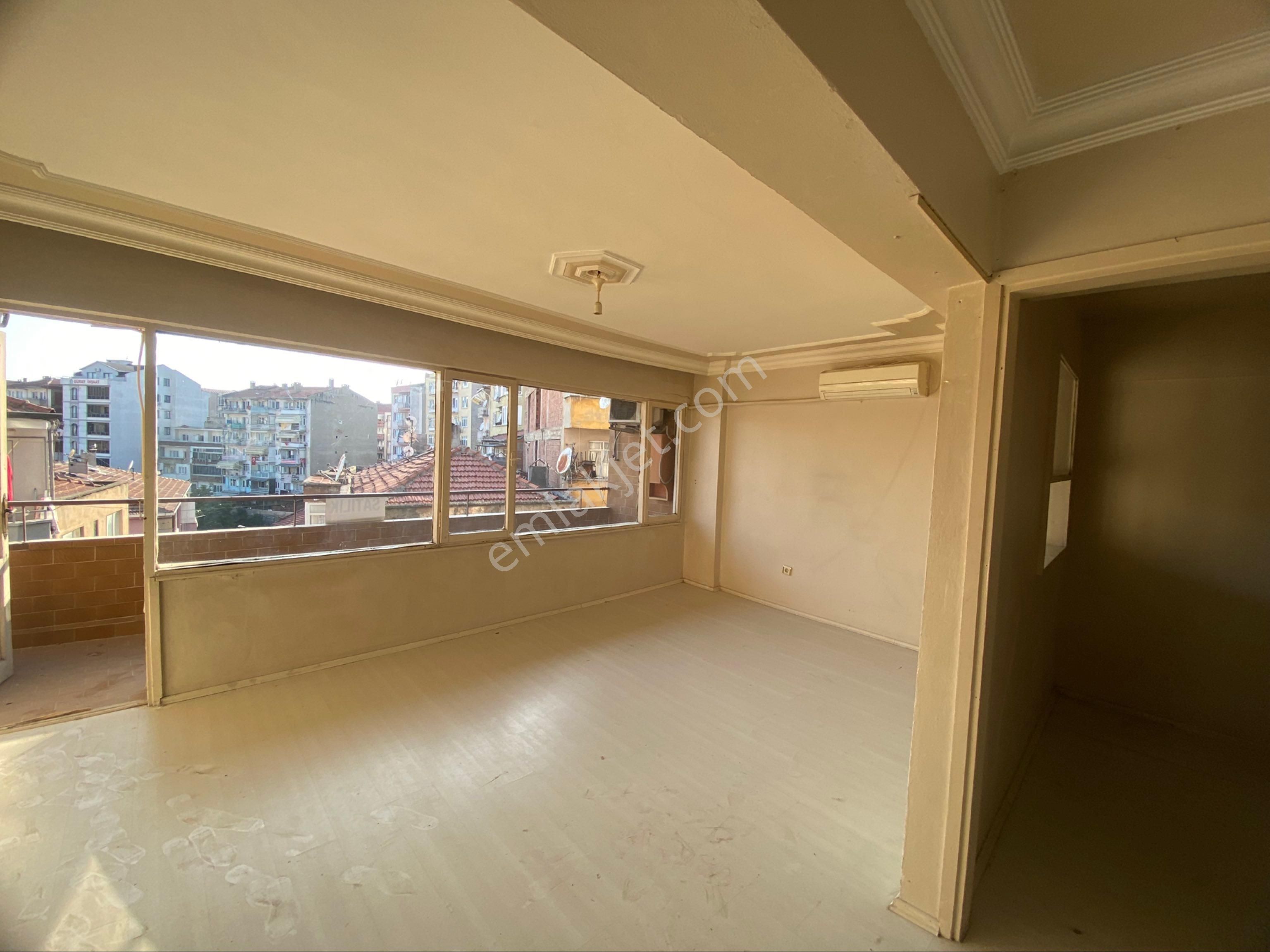 Fathten Osmaniye Mah 2+1 90m2 2.kat Doğalgaz Kapıda Klimalı Satılık Daire