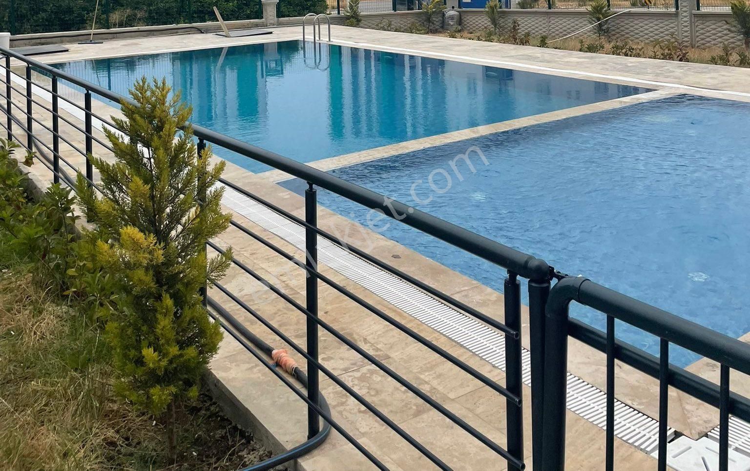 Dream Home’dan Akdeniz Mh. Havuzlu ‘ Doğalgazlı’ Balkonlu ‘ 1+1 Satılık Daire