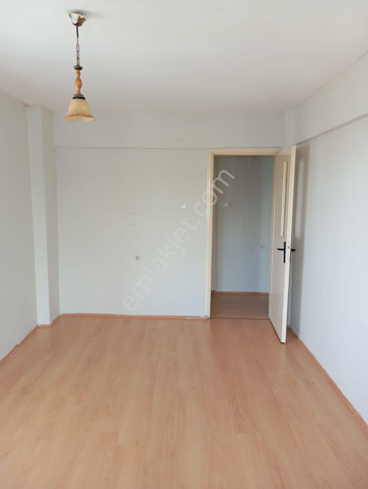 Torbalı Batı Gayrimenkul Den Kiralık 2+1 Daire