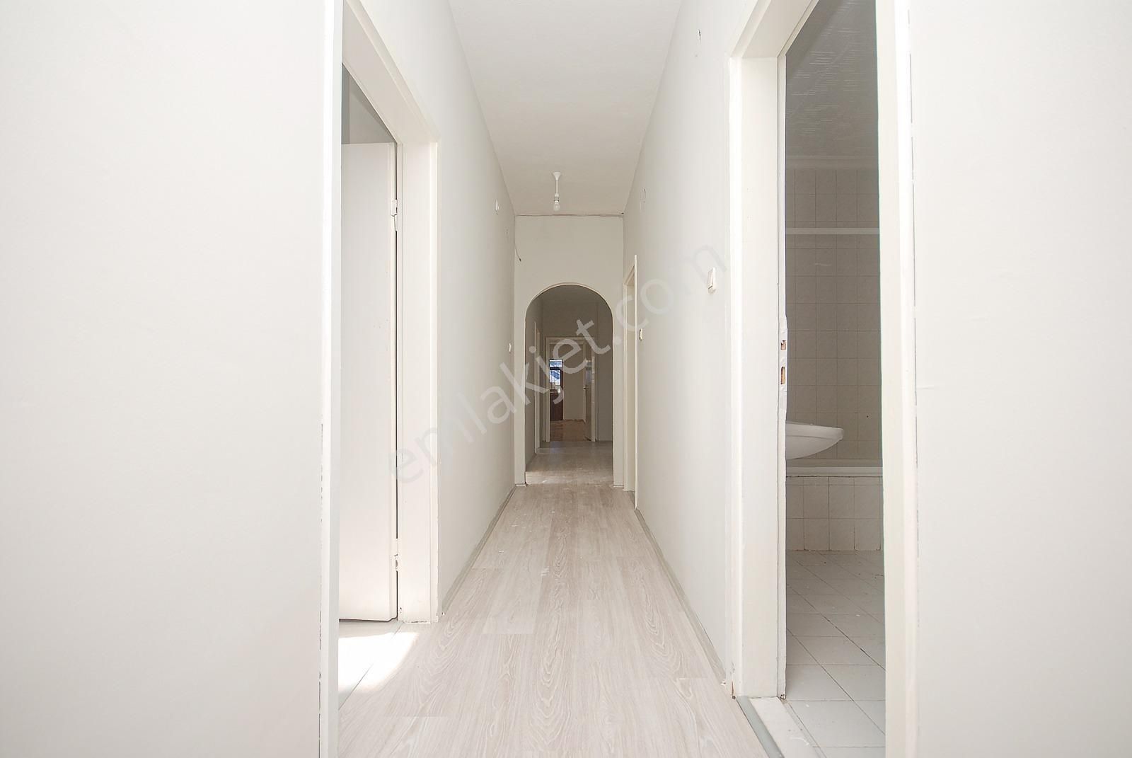 Namdar Sokakta Kiralık 3+1 Daire - Görsel 9