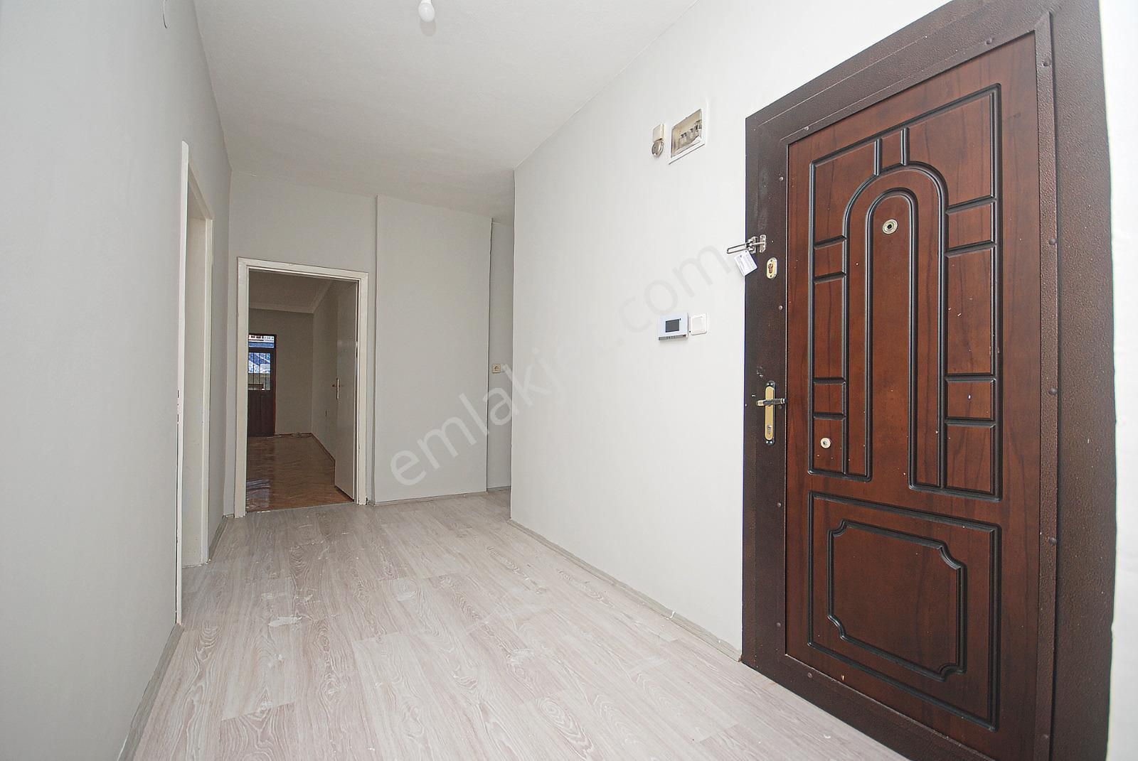 Namdar Sokakta Kiralık 3+1 Daire - Görsel 12