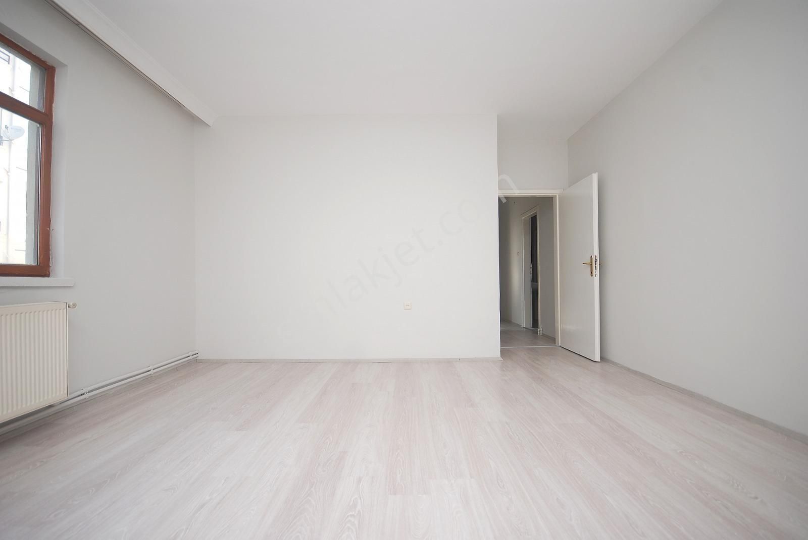 Namdar Sokakta Kiralık 3+1 Daire - Görsel 10