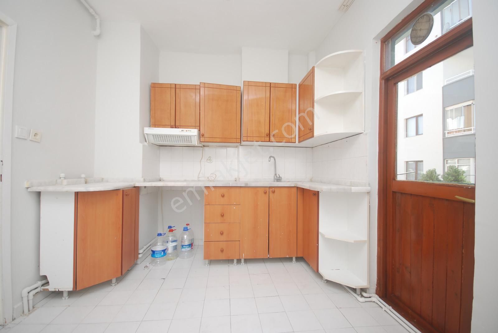 Namdar Sokakta Kiralık 3+1 Daire - Görsel 22