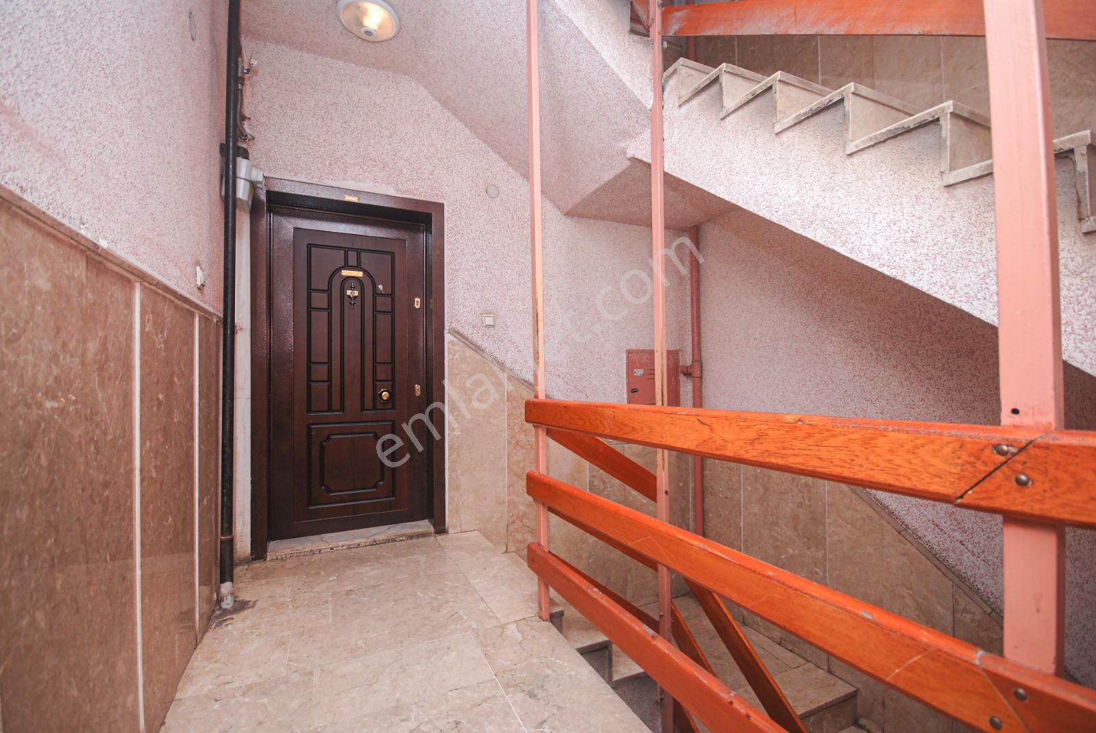 Namdar Sokakta Kiralık 3+1 Daire - Görsel 17