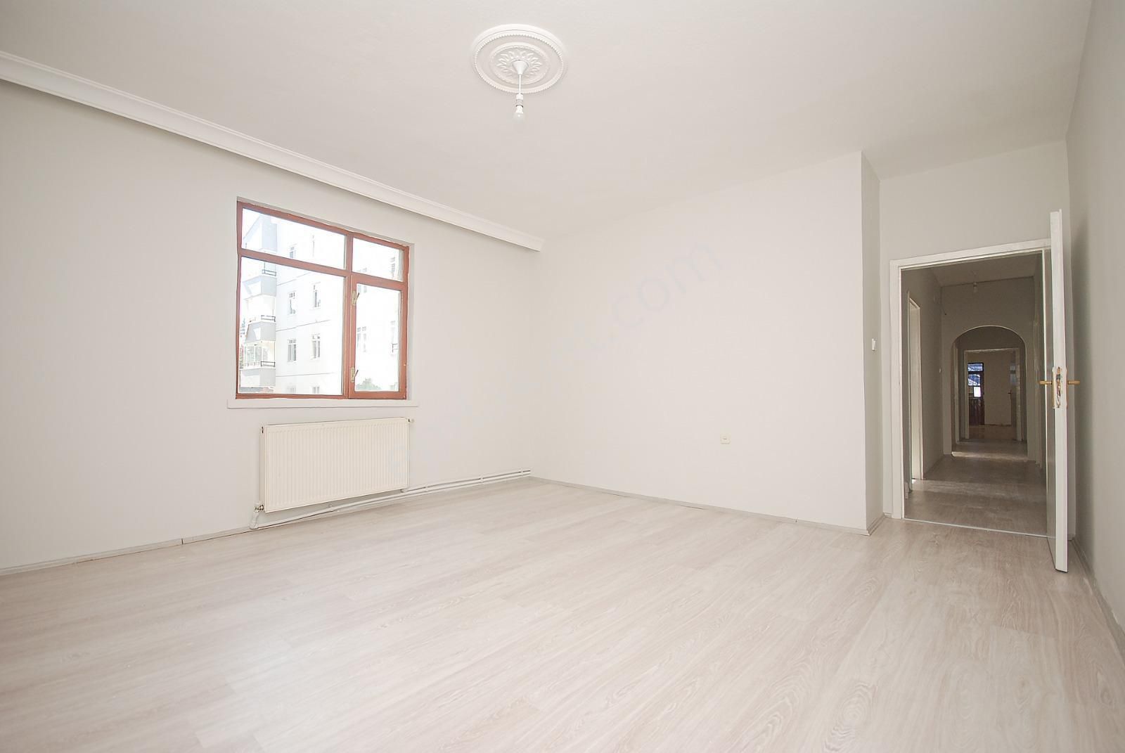 Namdar Sokakta Kiralık 3+1 Daire - Görsel 6