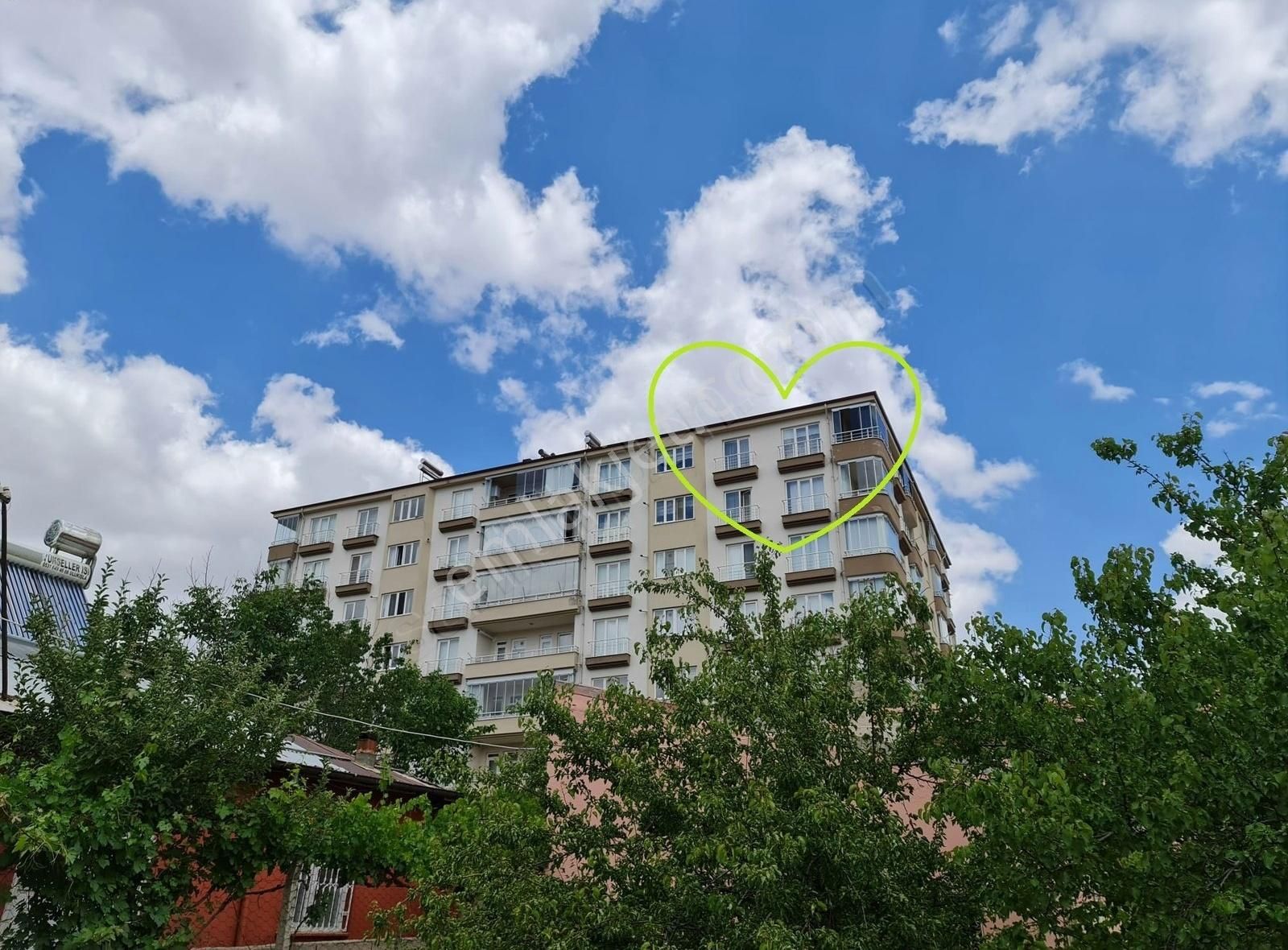 Ulukışla Merkezde Satılık 3+1 Daire
