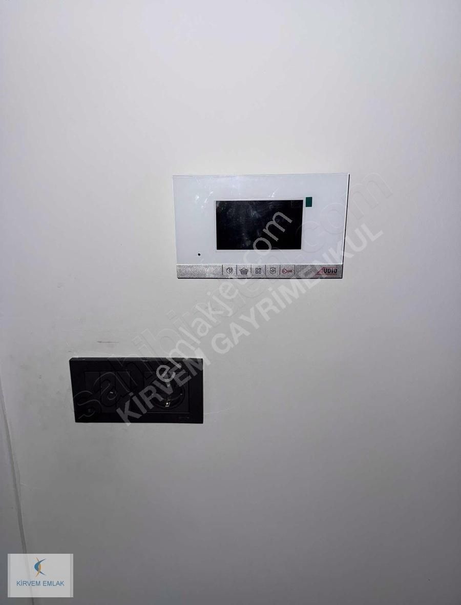 Kirvem Emlak'tan Yeni Hastane Civarı-lüks 2+1 Daire