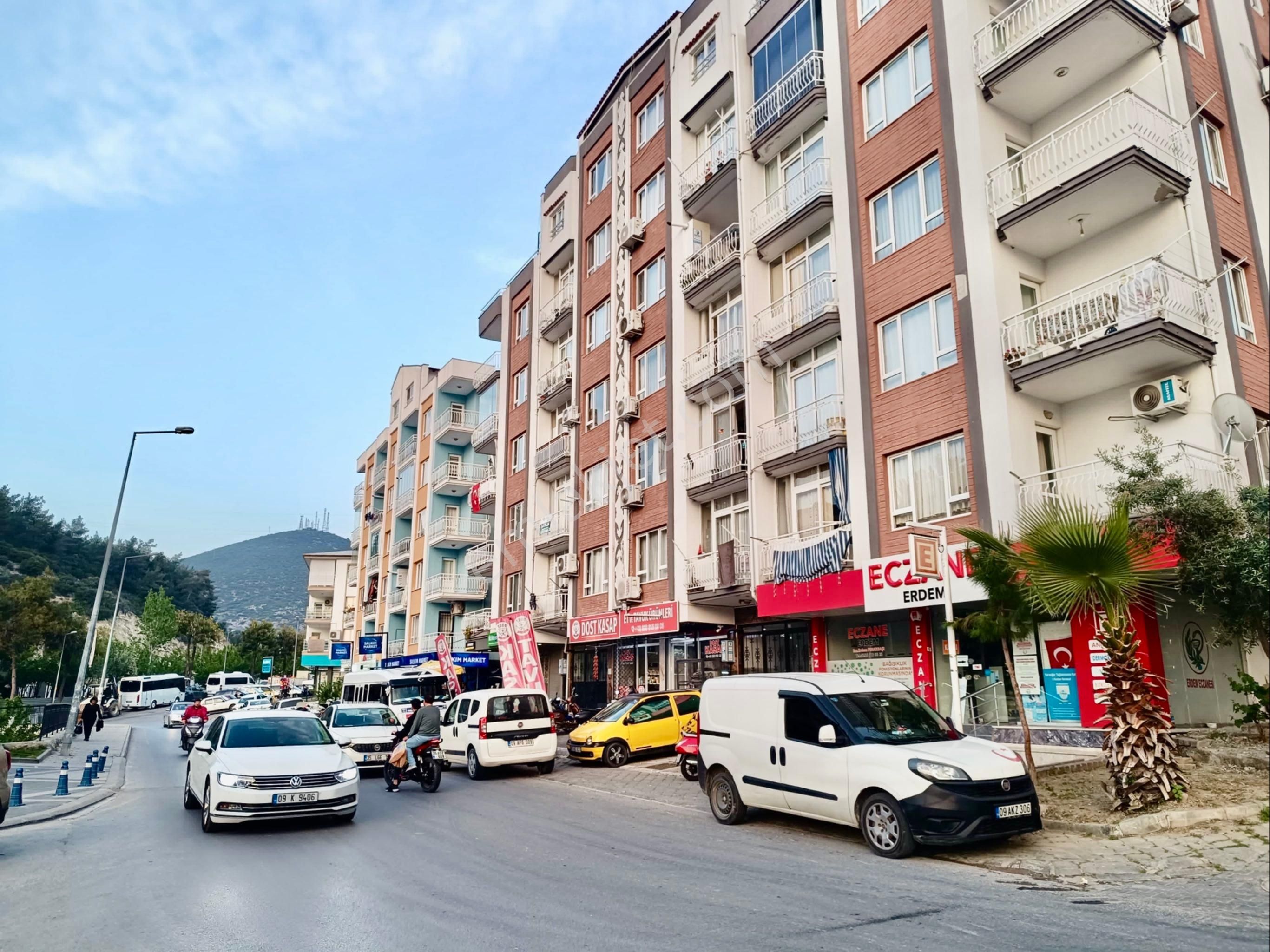 Çarşıya Pazara Yürüme Mesafesinde Arakat Doğalgazlı Daire