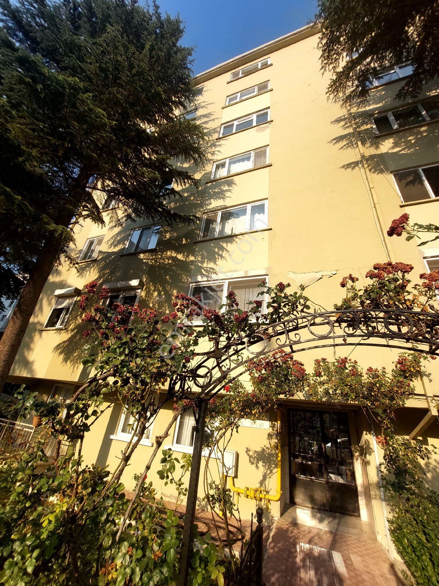 Oldpol Emlak'tan Vali Ali Fuat Güven Cd .ustu Ara Kat 3+1 Kiralık