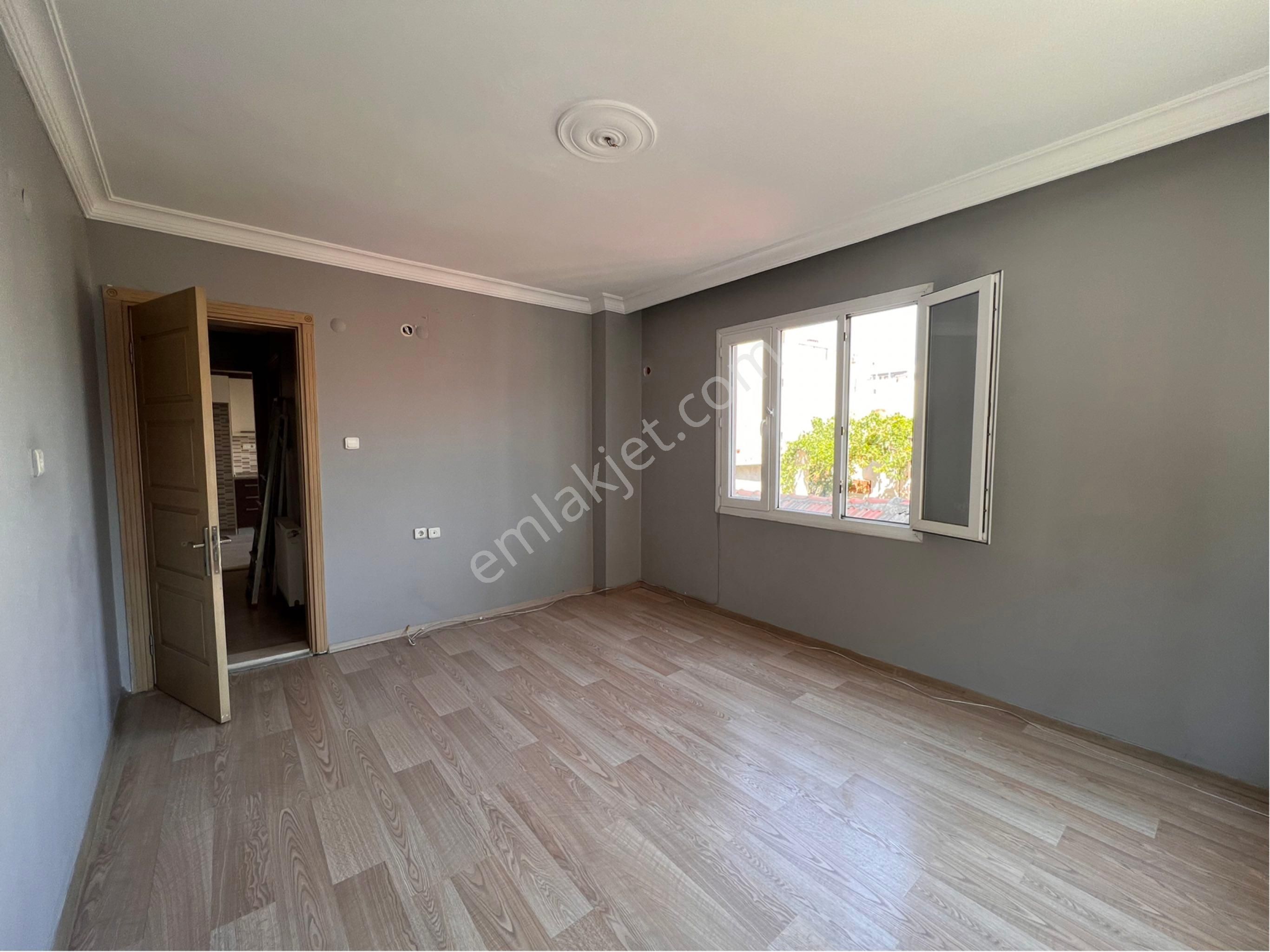 Buca Ufuk Mah Ufuk Karakolu Alt Tarafında 2+1 85m2 Dgazlı Kiralık Daire
