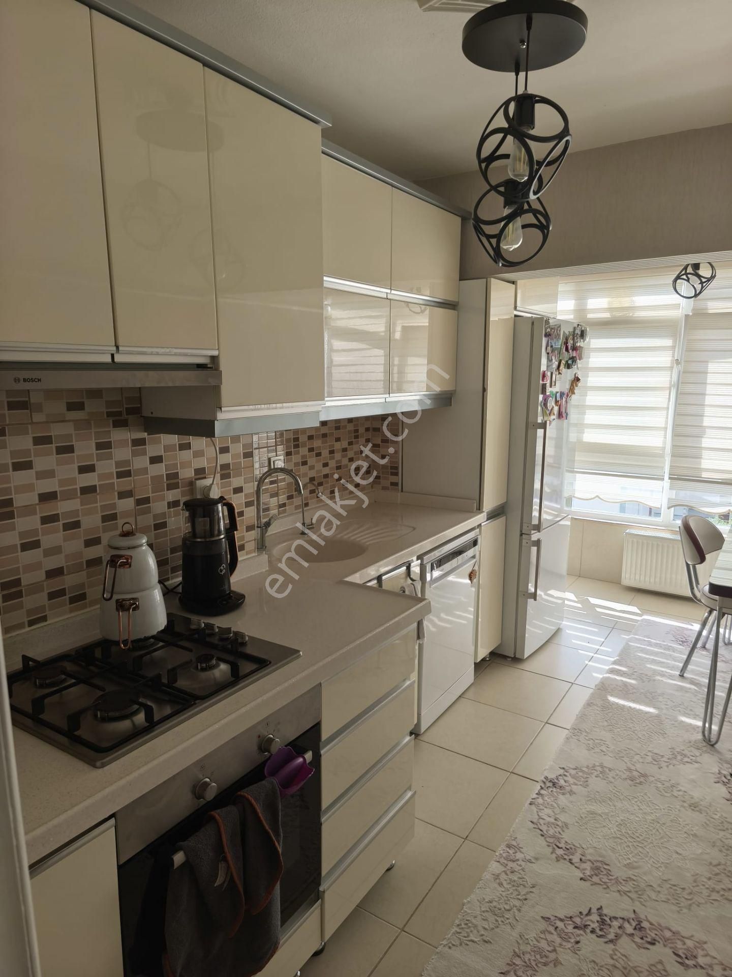 Sincan Gökçek Mh. De 3+1 Bağımsız Site İçerisinde Daire