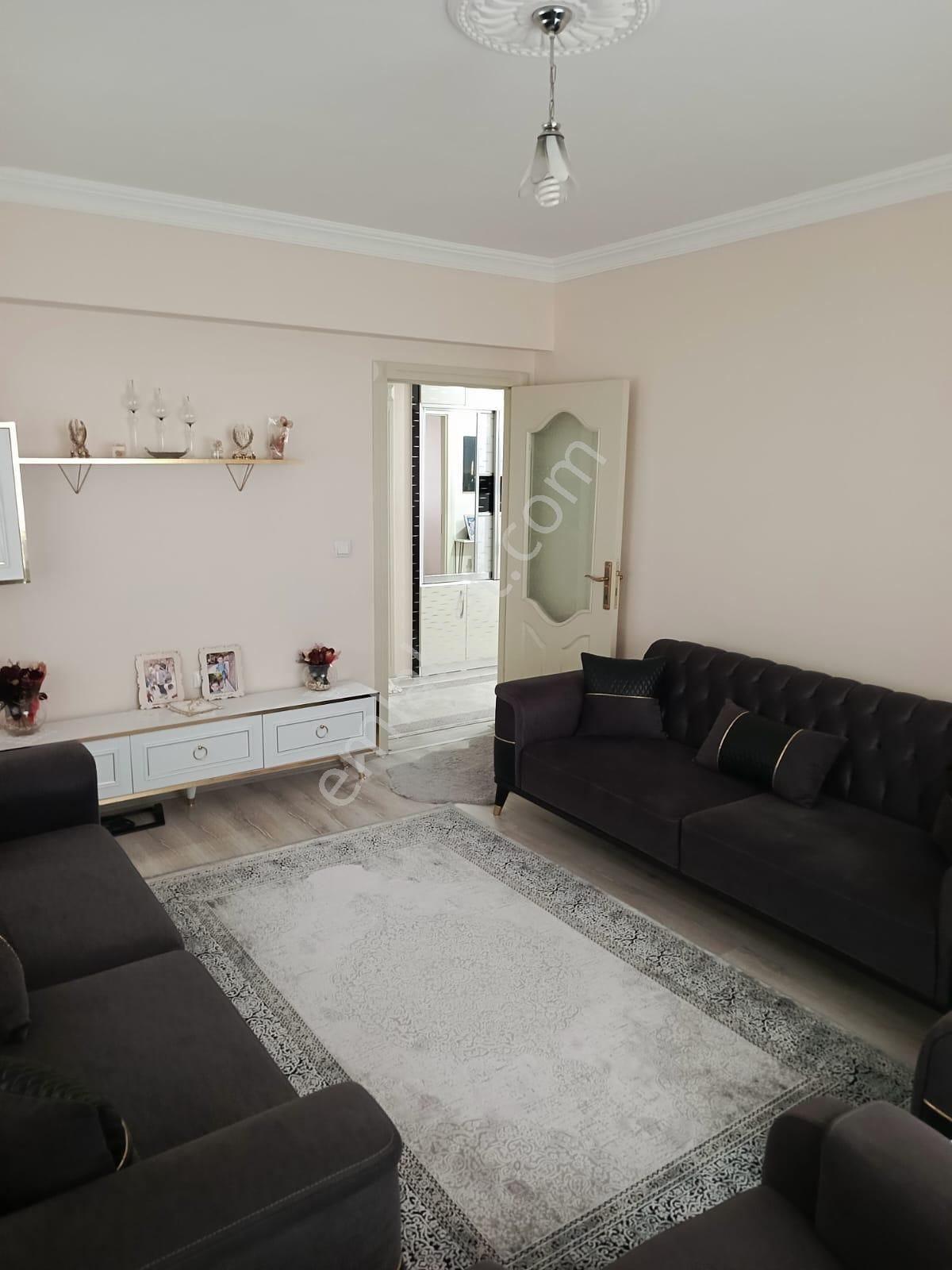 Kırıkkale Merkez Etiler Mahallesi Corbacı Ali Dayı Yanı Satılık Daire