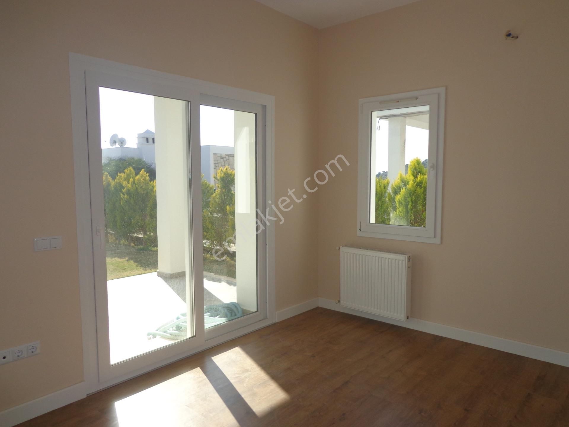 Bodrum, Merkezde, Kale Manzaralı, Bahçeli, 3+1 Müstakil Dubleks Villa - Görsel 25