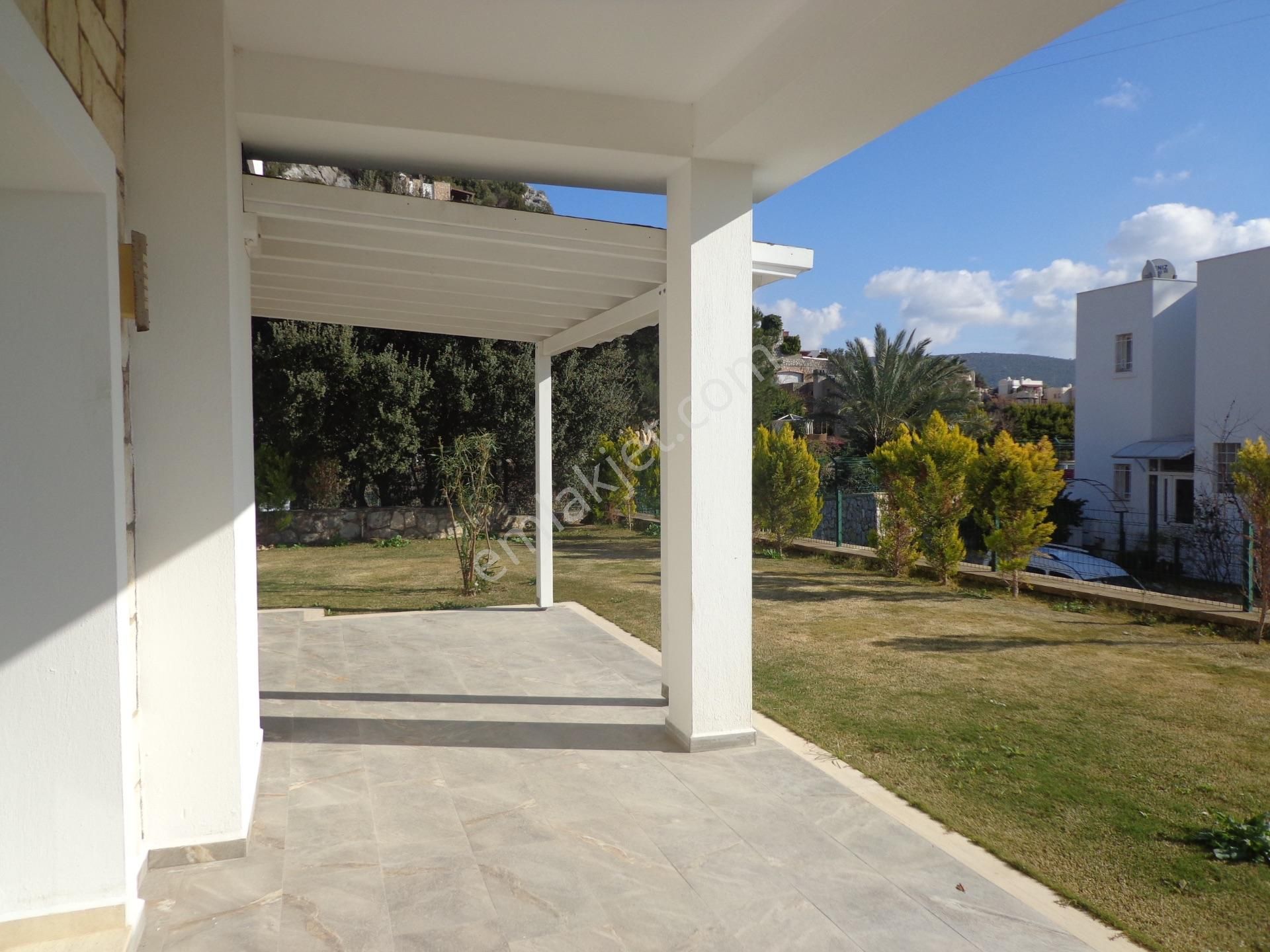 Bodrum, Merkezde, Kale Manzaralı, Bahçeli, 3+1 Müstakil Dubleks Villa - Görsel 4