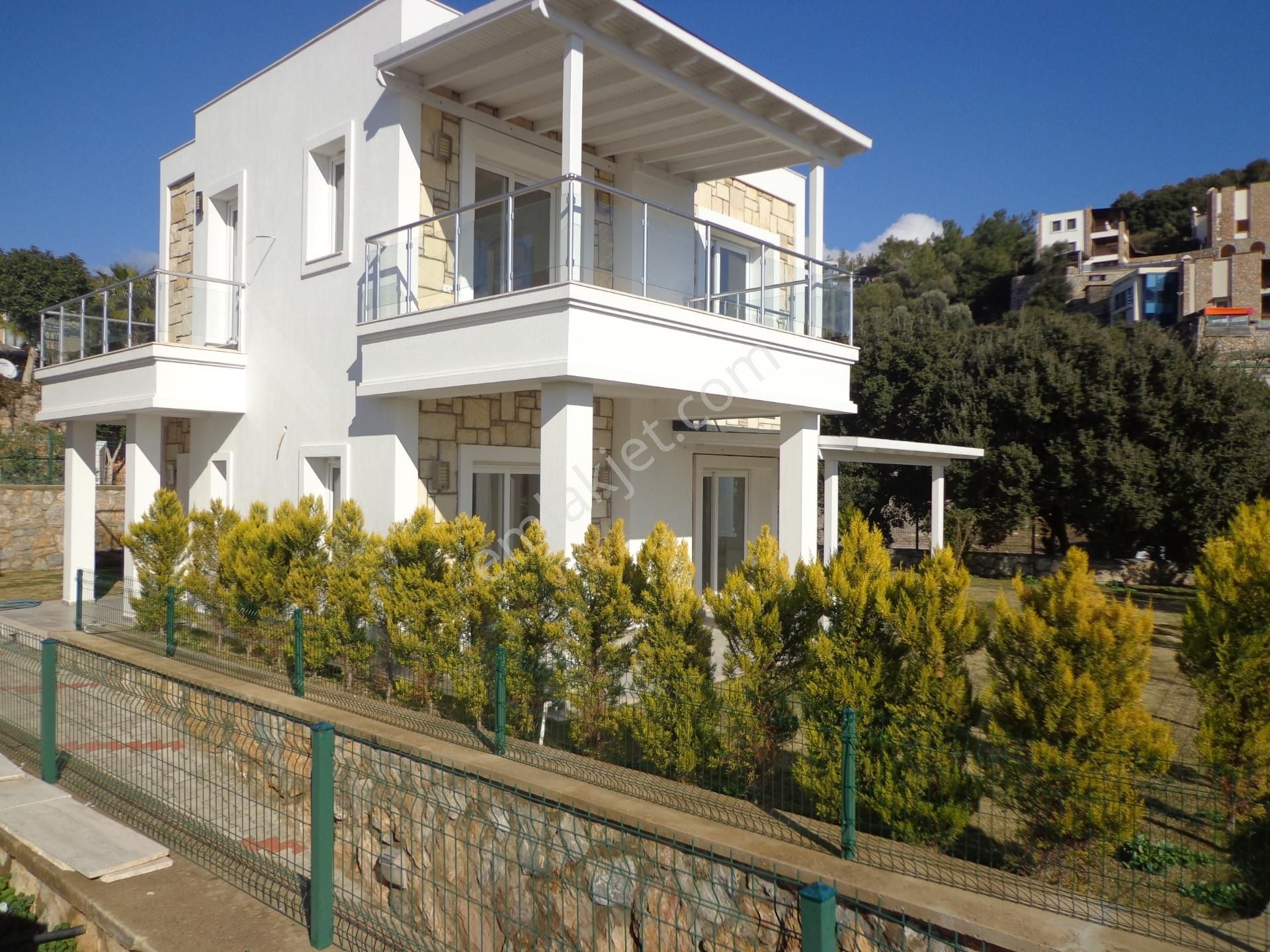 Bodrum, Merkezde, Kale Manzaralı, Bahçeli, 3+1 Müstakil Dubleks Villa - Görsel 3