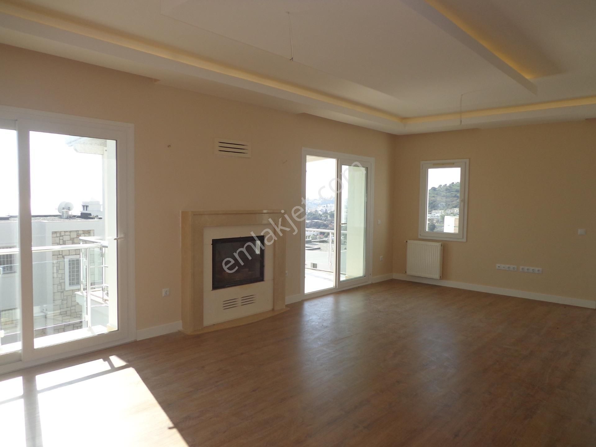 Bodrum, Merkezde, Kale Manzaralı, Bahçeli, 3+1 Müstakil Dubleks Villa - Görsel 11