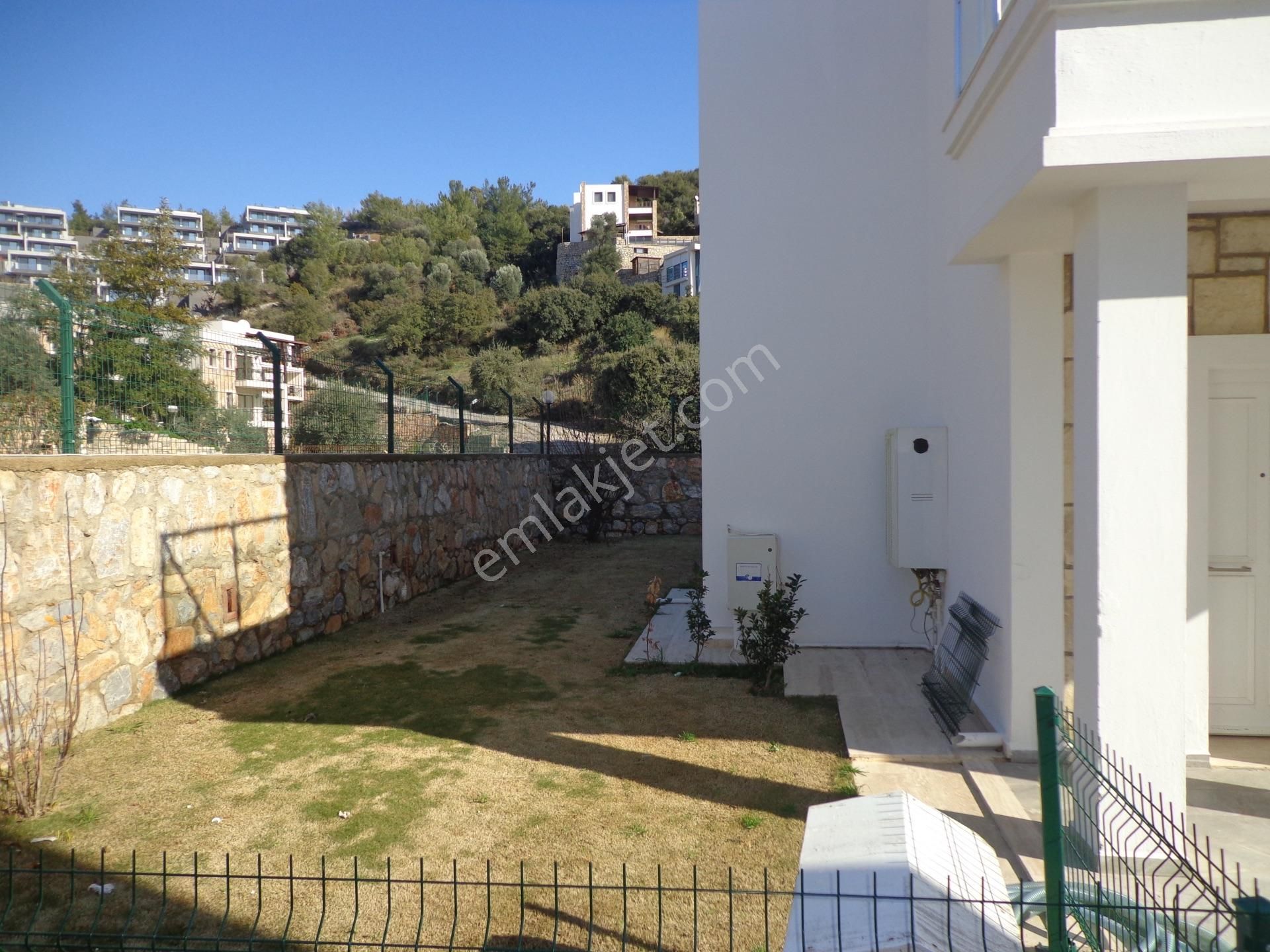 Bodrum, Merkezde, Kale Manzaralı, Bahçeli, 3+1 Müstakil Dubleks Villa - Görsel 29