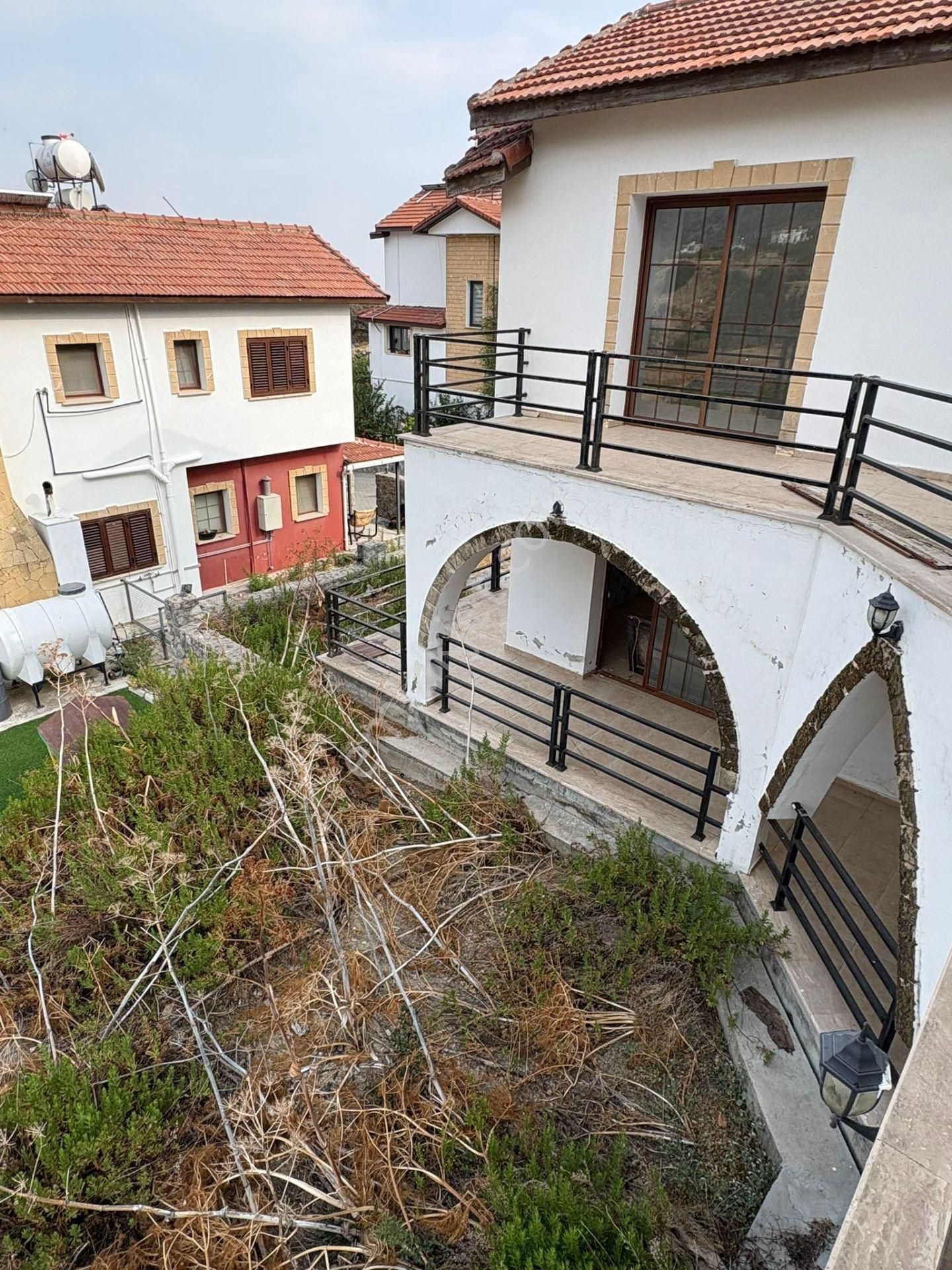 Ağırdağda Satılık Türk Koçanlı Arsa Alanı 300m2'den Villa Alanı 220m2'den 3+1 Duplex Villa. - Görsel 5