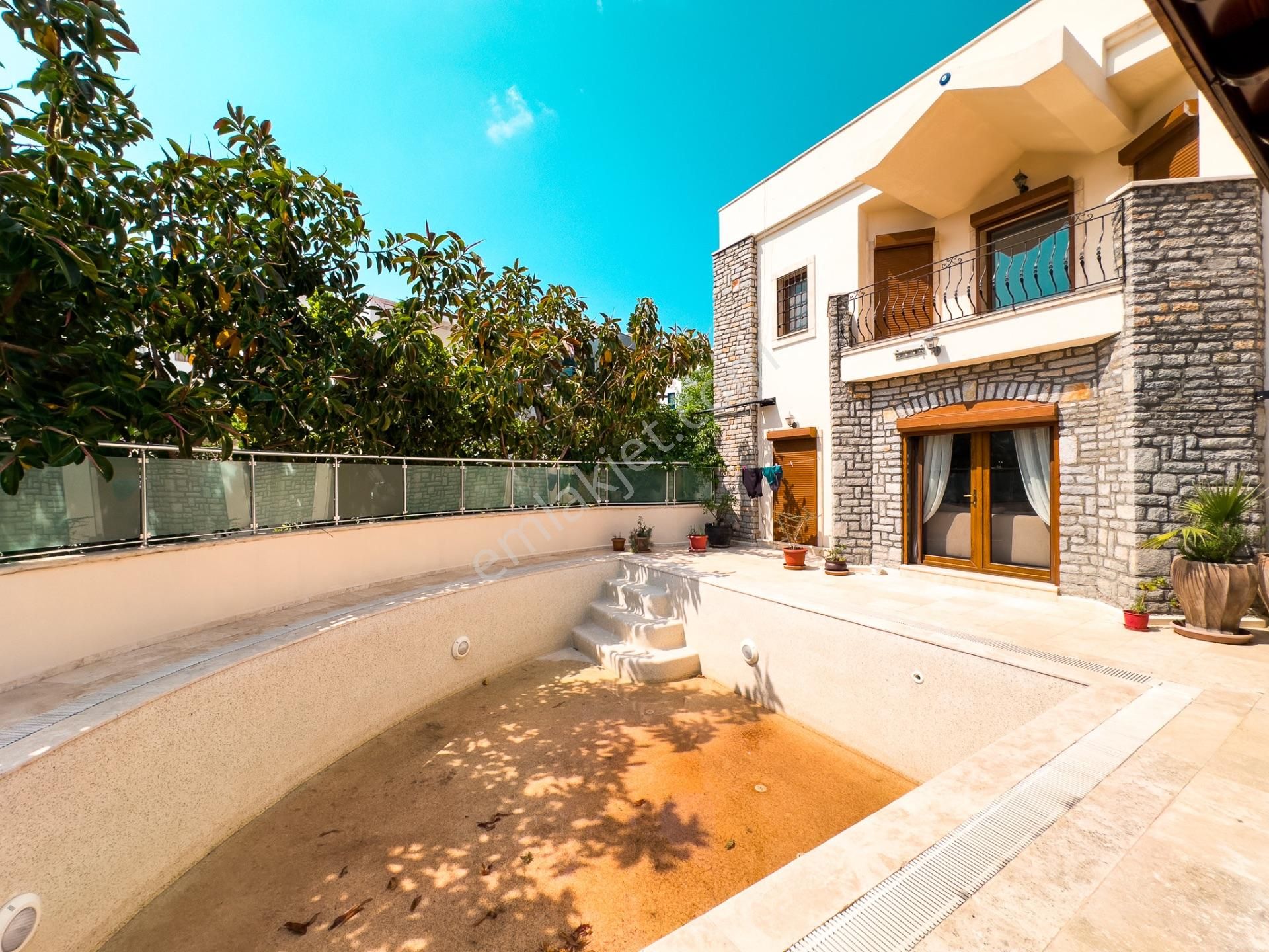 Bodrum Kumbahçede,havuzlu,manzaralı,bahçeli,7+2 Müstakil Villa - Görsel 29