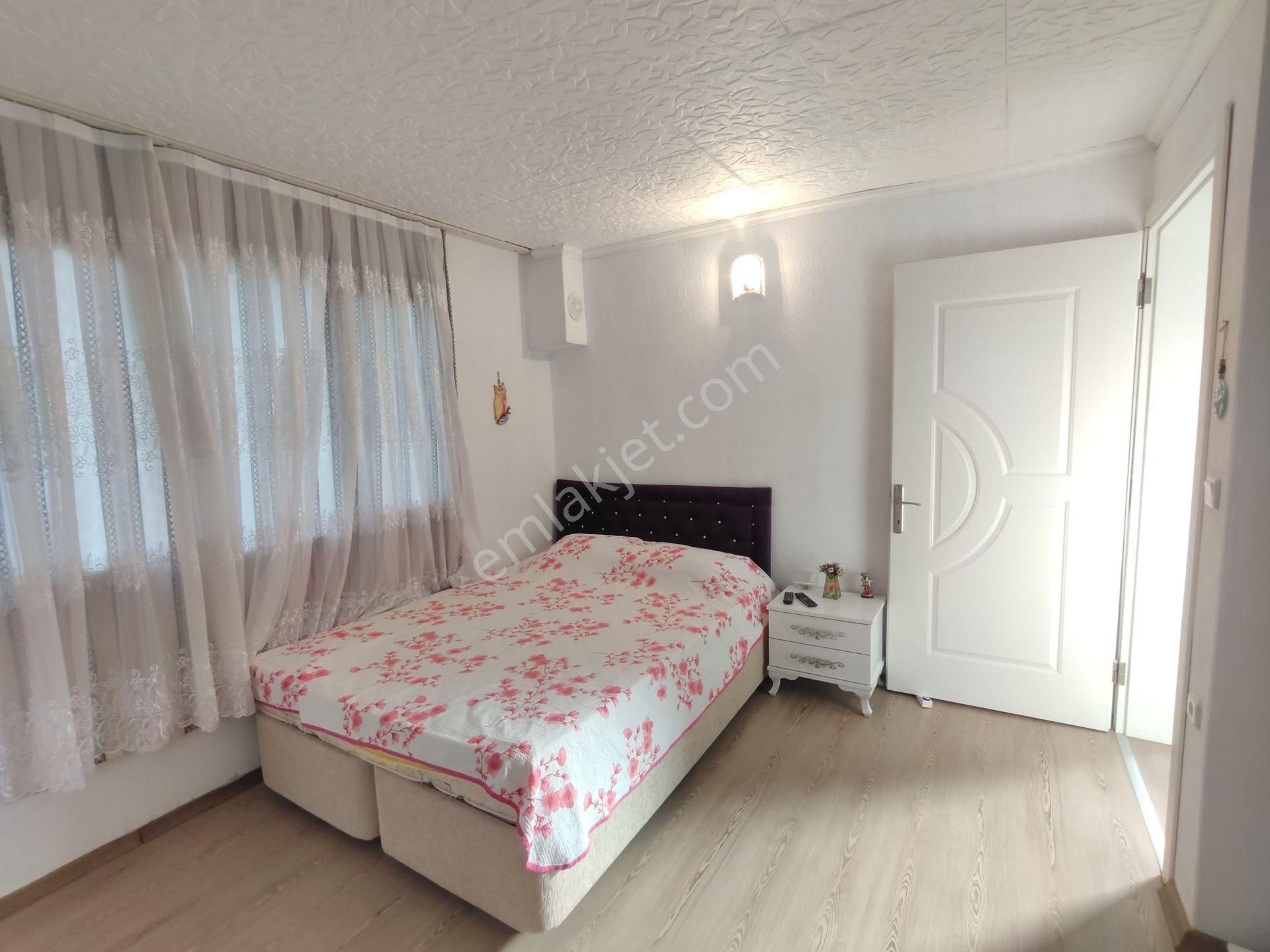 Menderes Çile Köyünde 300 M2 Arsa İçinde 3+1 Dublex Müstakil Ev - Görsel 22