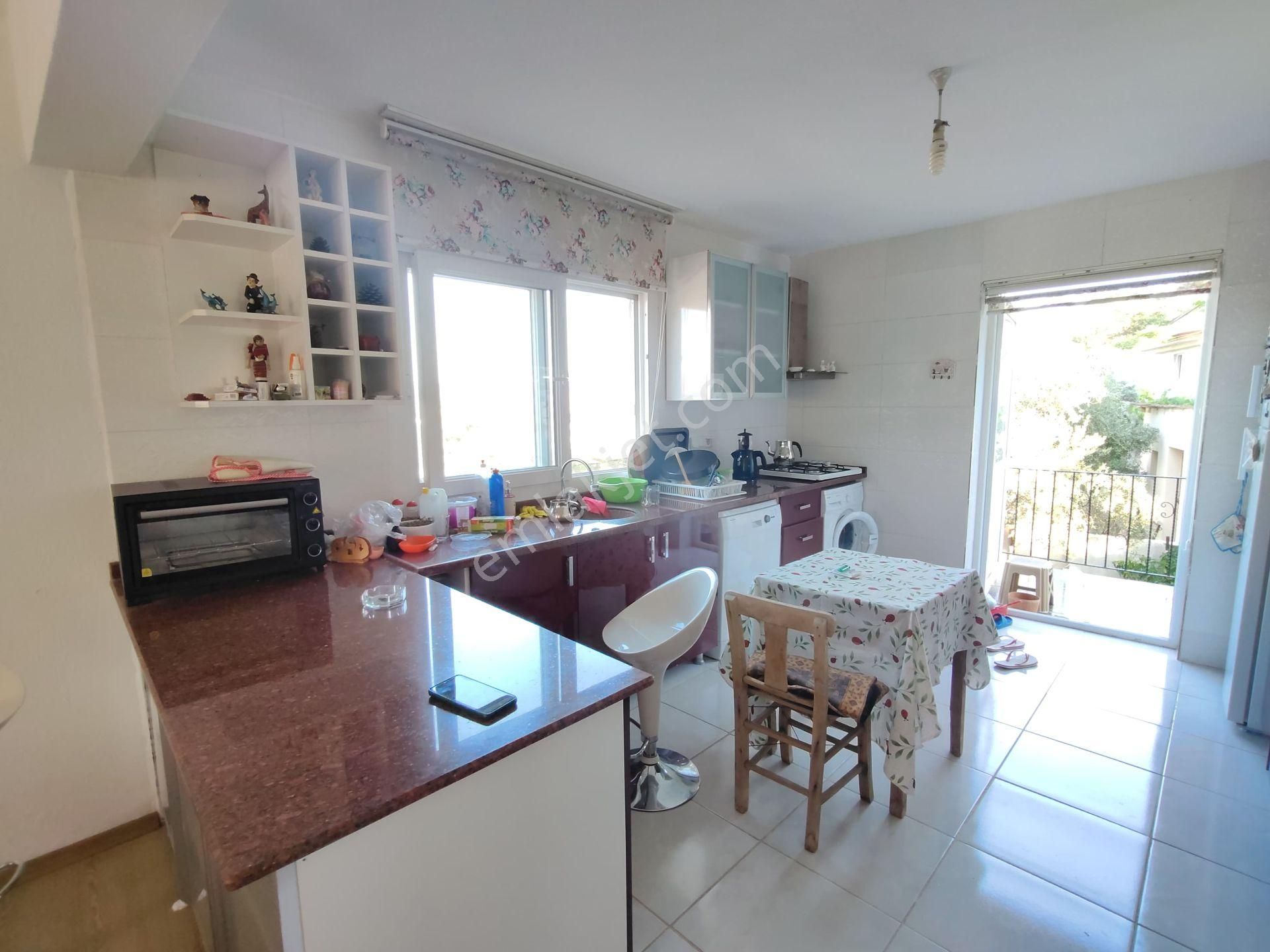 Menderes Çile Köyünde 300 M2 Arsa İçinde 3+1 Dublex Müstakil Ev - Görsel 8